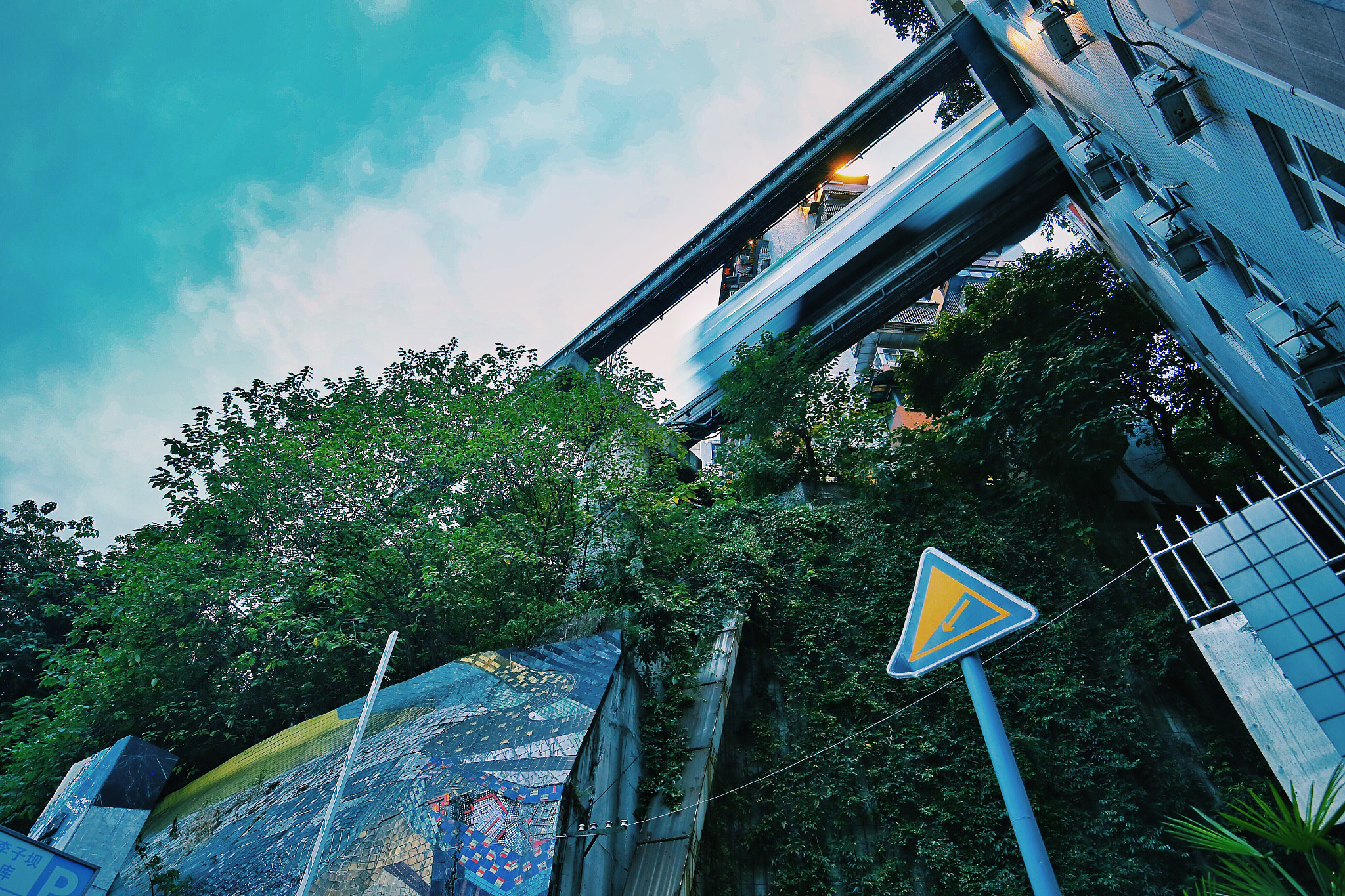 Canon EF 16-35mm F4L IS USM sample photo. Faraway。 photography