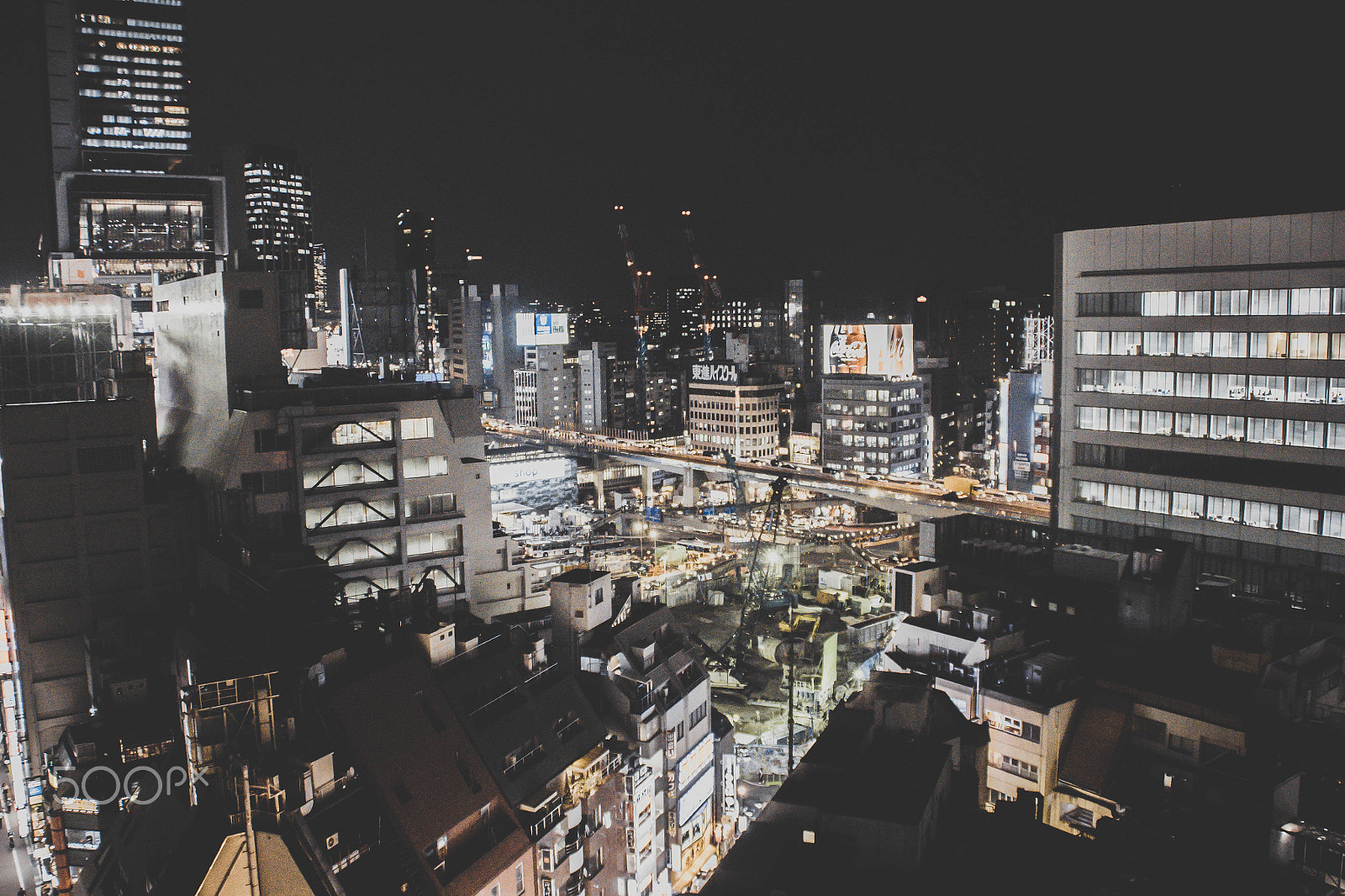 Canon EOS 600D (Rebel EOS T3i / EOS Kiss X5) sample photo. Shibuya urban photography