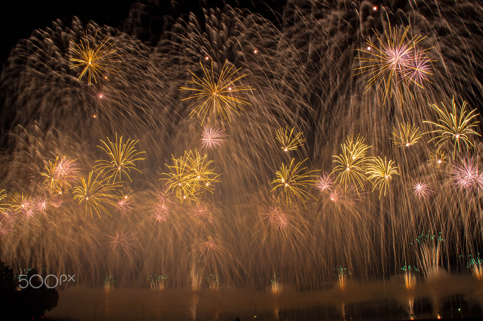 Canon EOS 600D (Rebel EOS T3i / EOS Kiss X5) sample photo. Firework narita 2016 photography