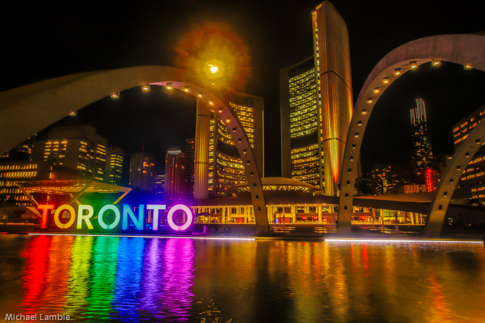 Canon EF 16-35mm F2.8L USM sample photo. Toronto city hall photography