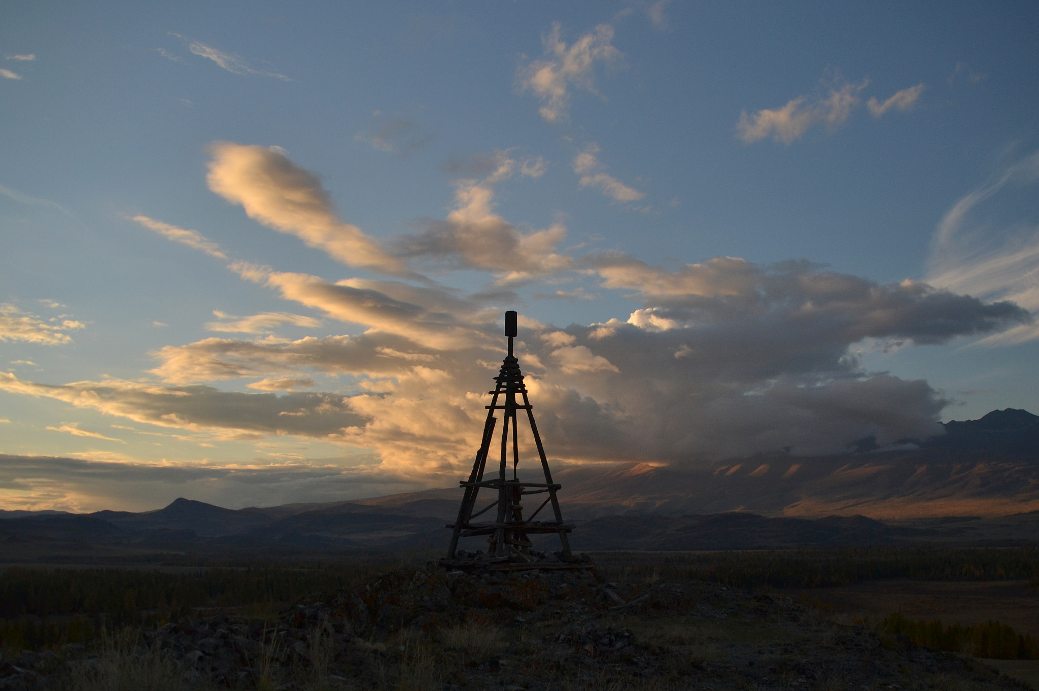 Nikon D3100 + Sigma 18-200mm F3.5-6.3 DC sample photo. Old beacon in kurai steppe photography