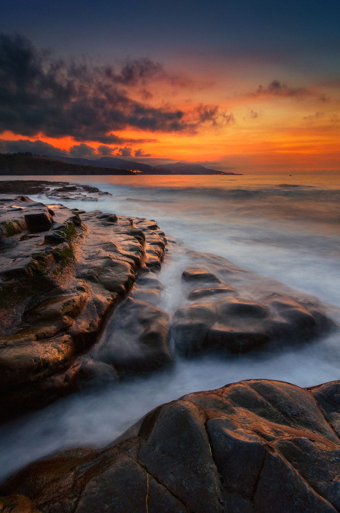 Tokina AT-X Pro 11-16mm F2.8 DX sample photo. Atardecer en ebullición ii photography
