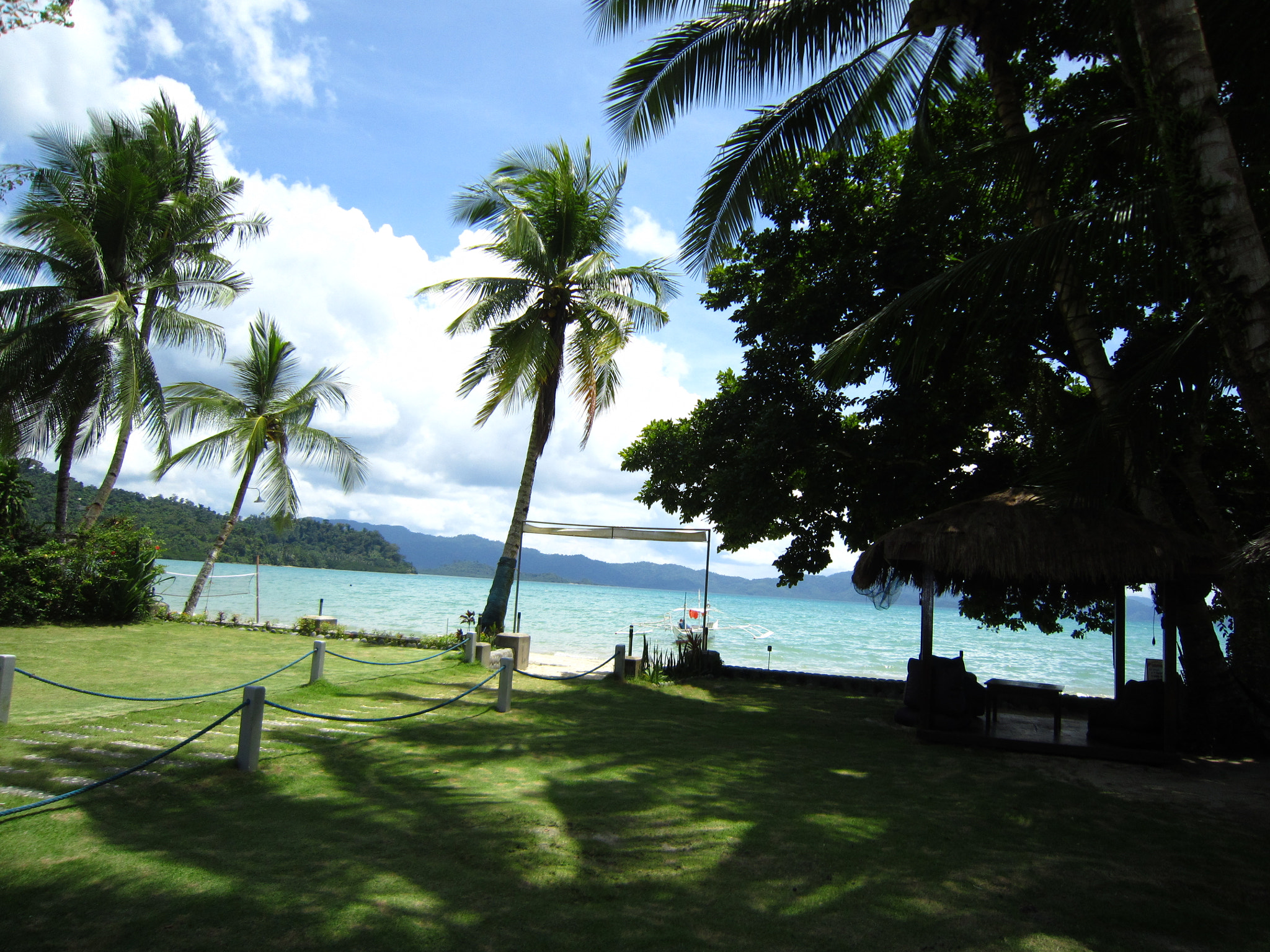 Canon PowerShot SD3500 IS (IXUS 210 / IXY 10S) sample photo. Seafront holiday resort photography
