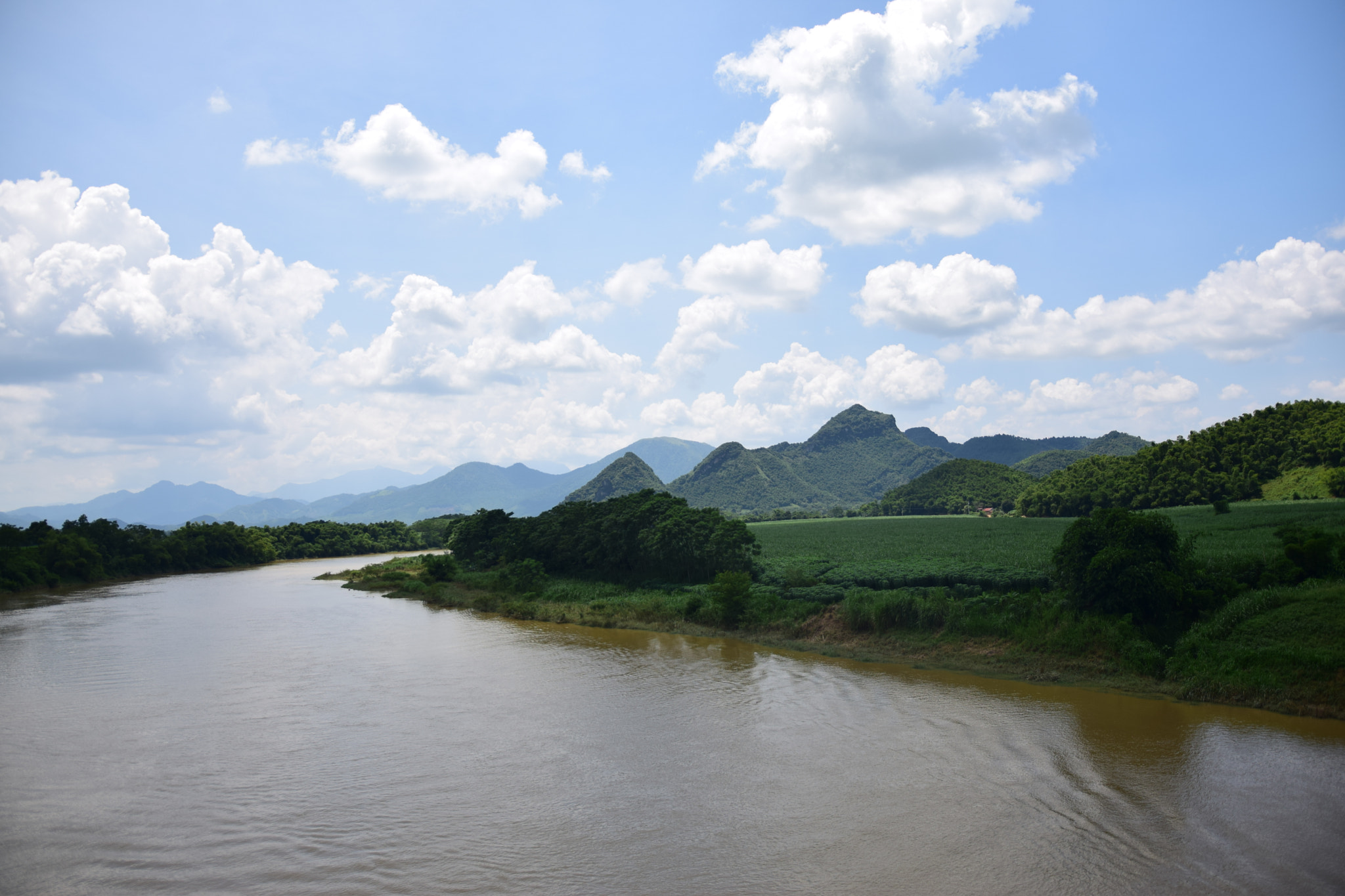 Nikon D5300 + Sigma 18-35mm F1.8 DC HSM Art sample photo. River photography