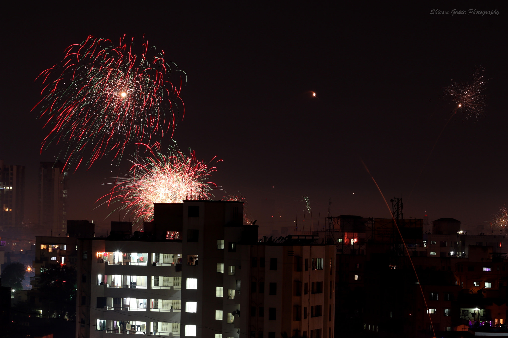 Canon EF 75-300mm f/4-5.6 USM sample photo. Let there be light photography