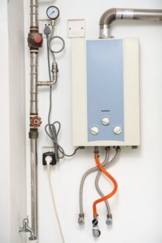 Canon EF-S 17-55mm F2.8 IS USM sample photo. Unvented hot water cylinders belper photography