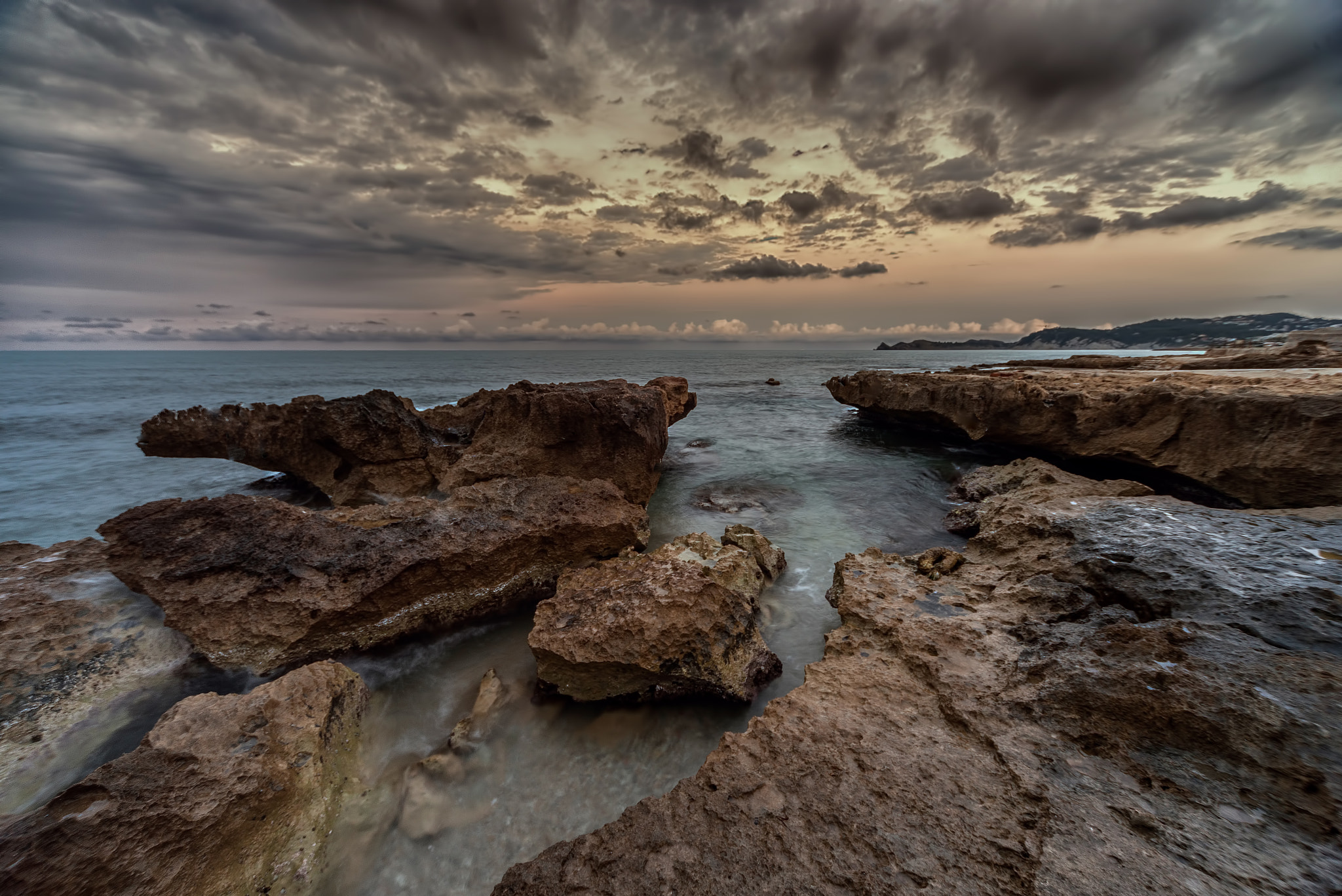 Nikon D800 + Sigma 12-24mm F4.5-5.6 EX DG Aspherical HSM sample photo. Atardecer photography