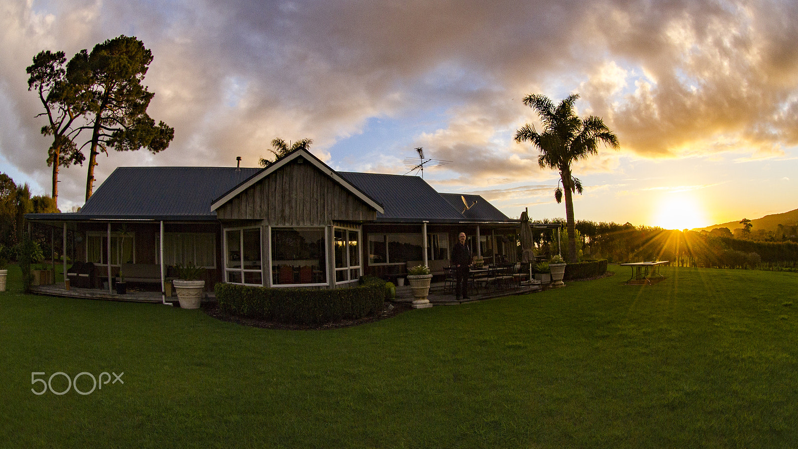 Canon EOS 7D + Canon EF 8-15mm F4L Fisheye USM sample photo. Auckland sunset photography