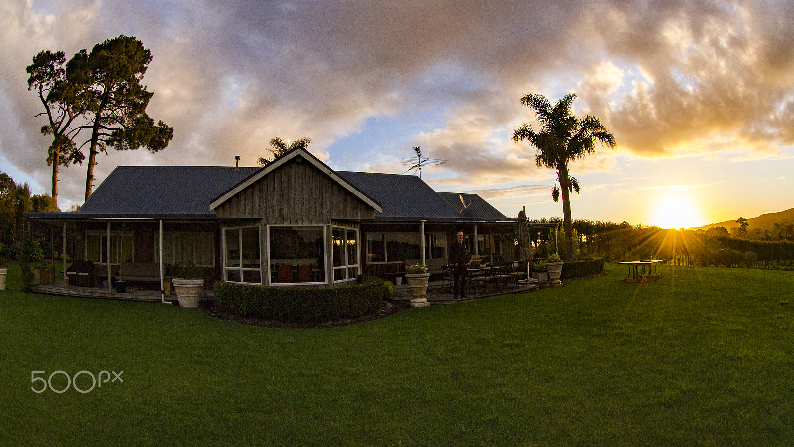 Canon EF 8-15mm F4L Fisheye USM sample photo. Auckland sunset photography