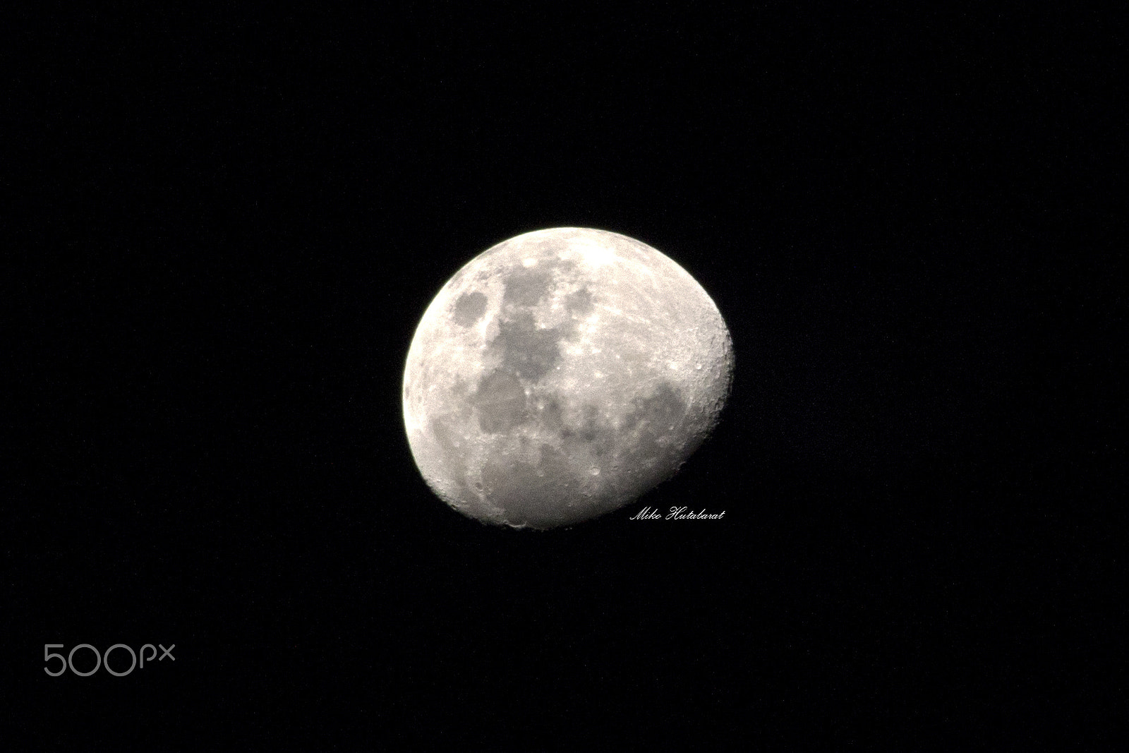 Canon EOS 650D (EOS Rebel T4i / EOS Kiss X6i) sample photo. A moon photography