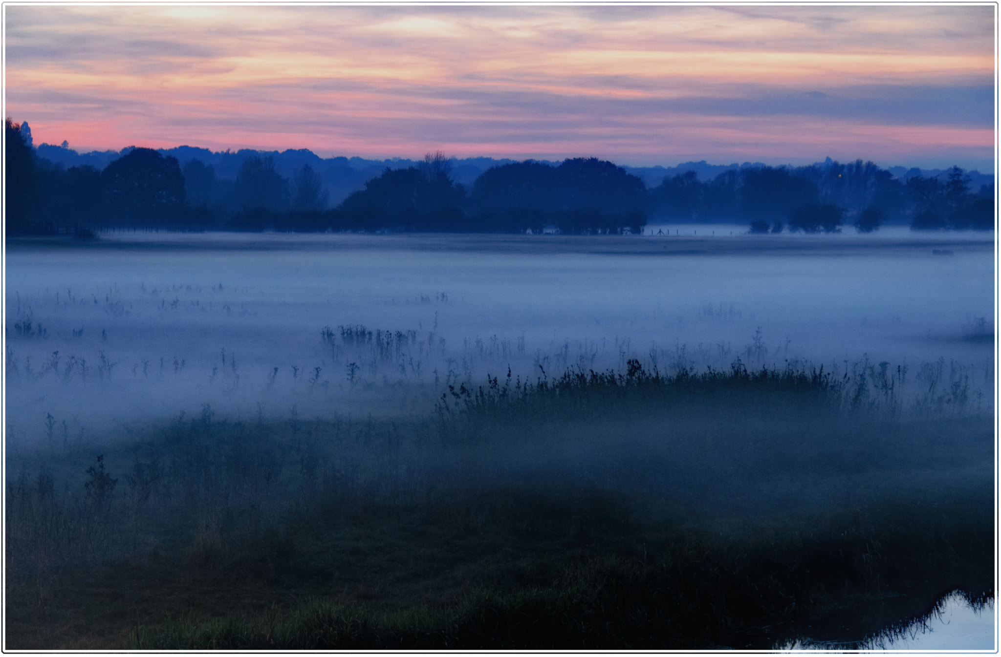 Canon EOS 760D (EOS Rebel T6s / EOS 8000D) sample photo. Mist across the field photography