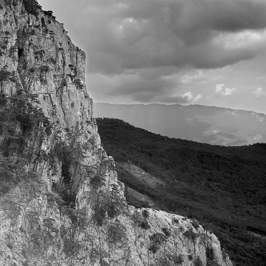 Sigma DP2 sample photo. Crimean mountains photography
