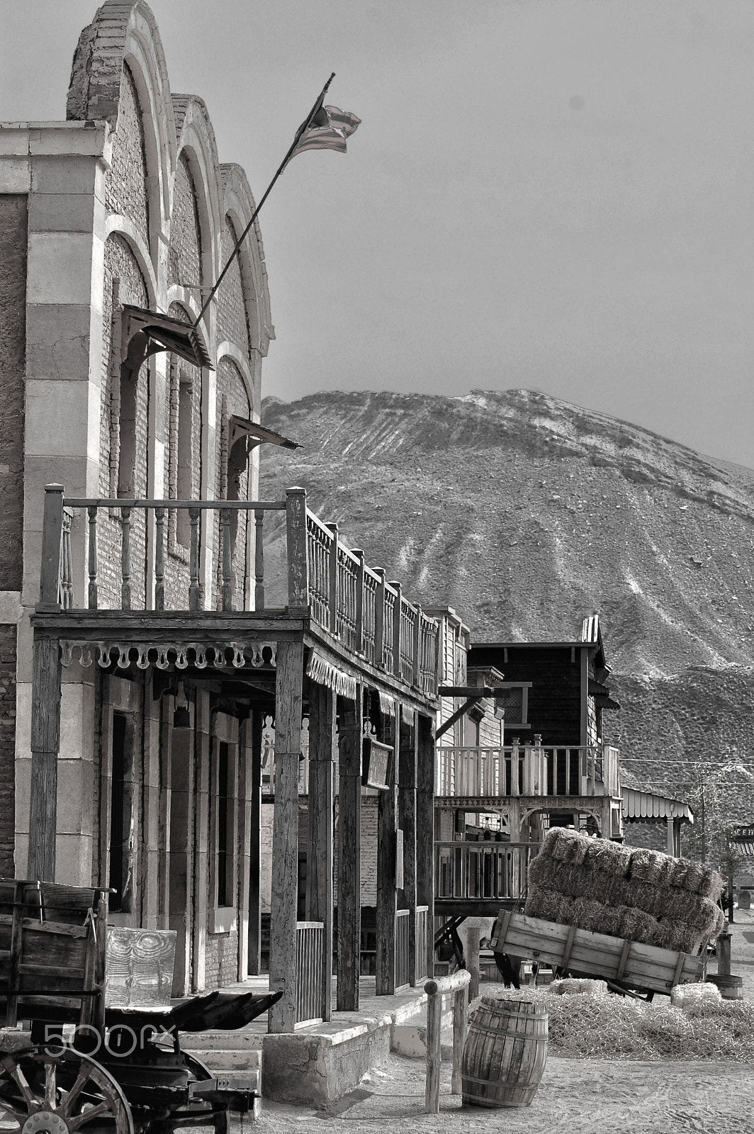 Nikon D50 sample photo. The good the bad and the ugly photography
