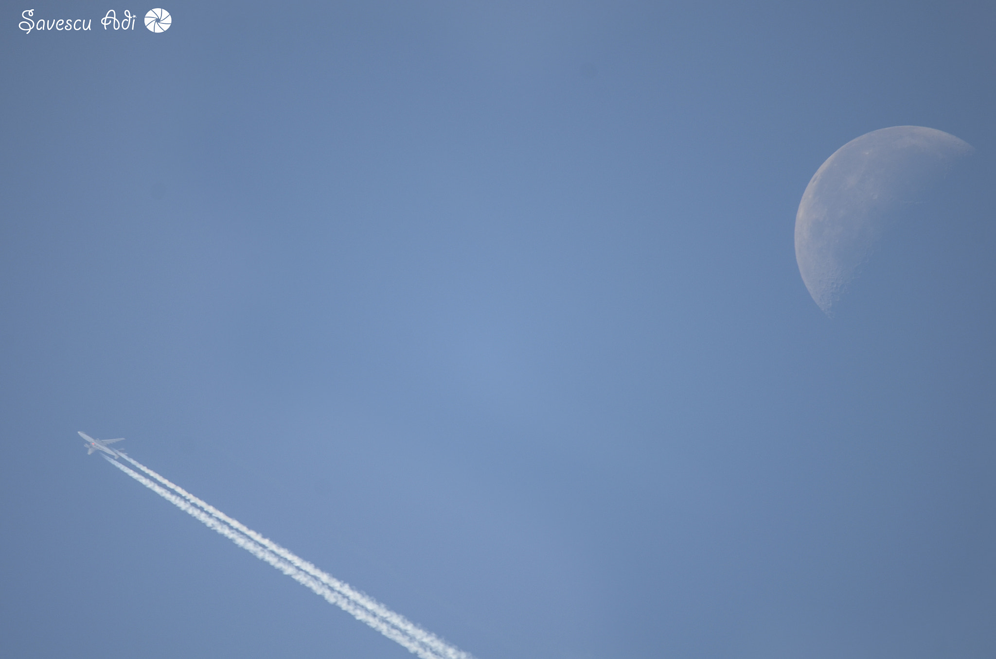 Sigma 150-600mm F5-6.3 DG OS HSM | C sample photo. Jet to the moon photography