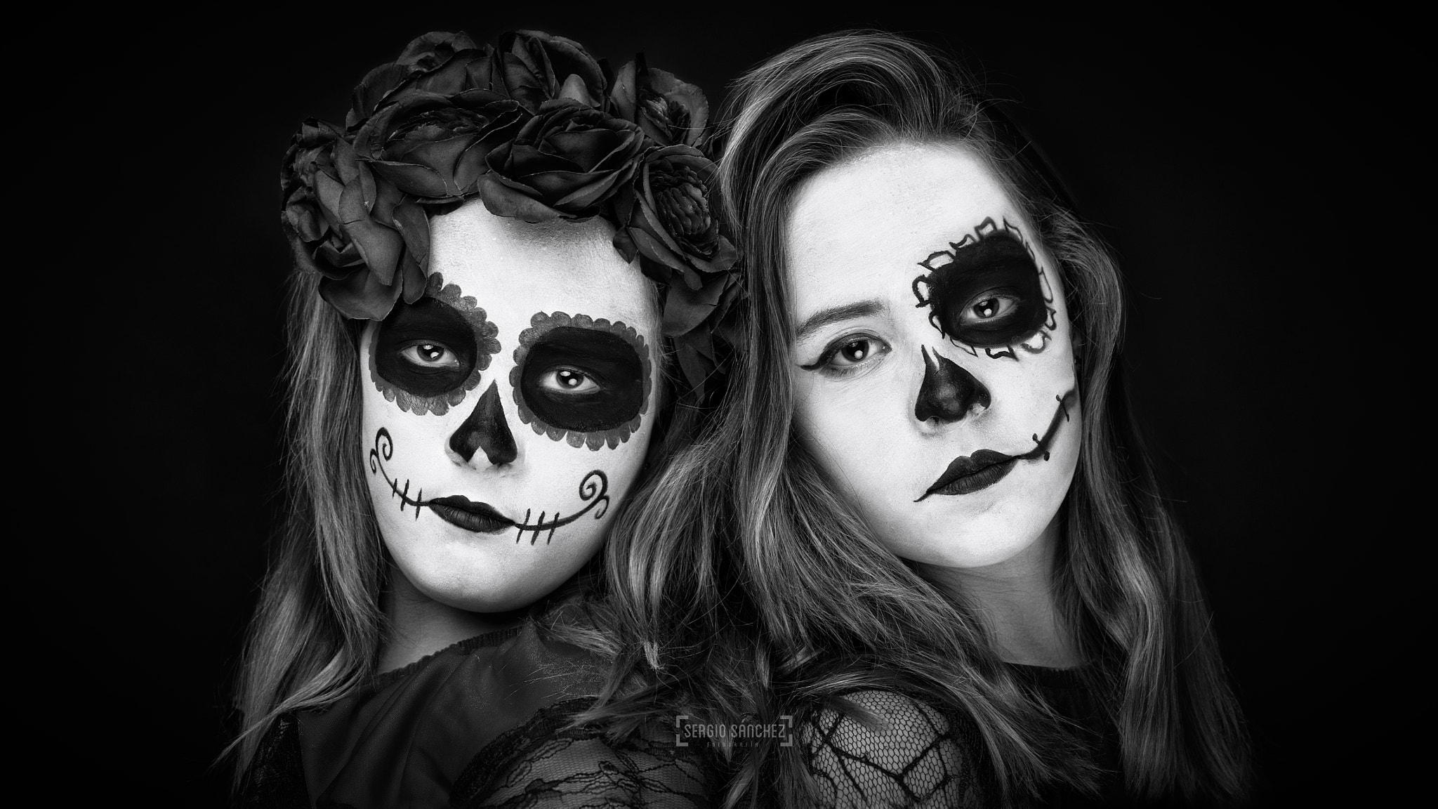 Nikon D700 sample photo. Hallowenn twins photography