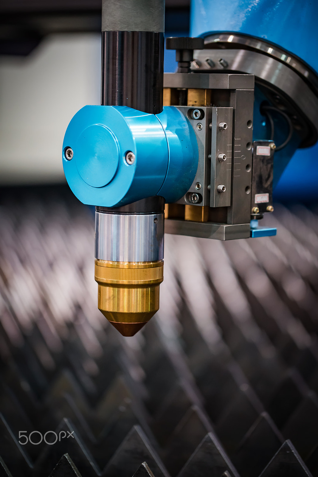 Canon EF 100mm F2.8L Macro IS USM sample photo. Cnc laser plasma cutting of metal, modern industrial technology. photography