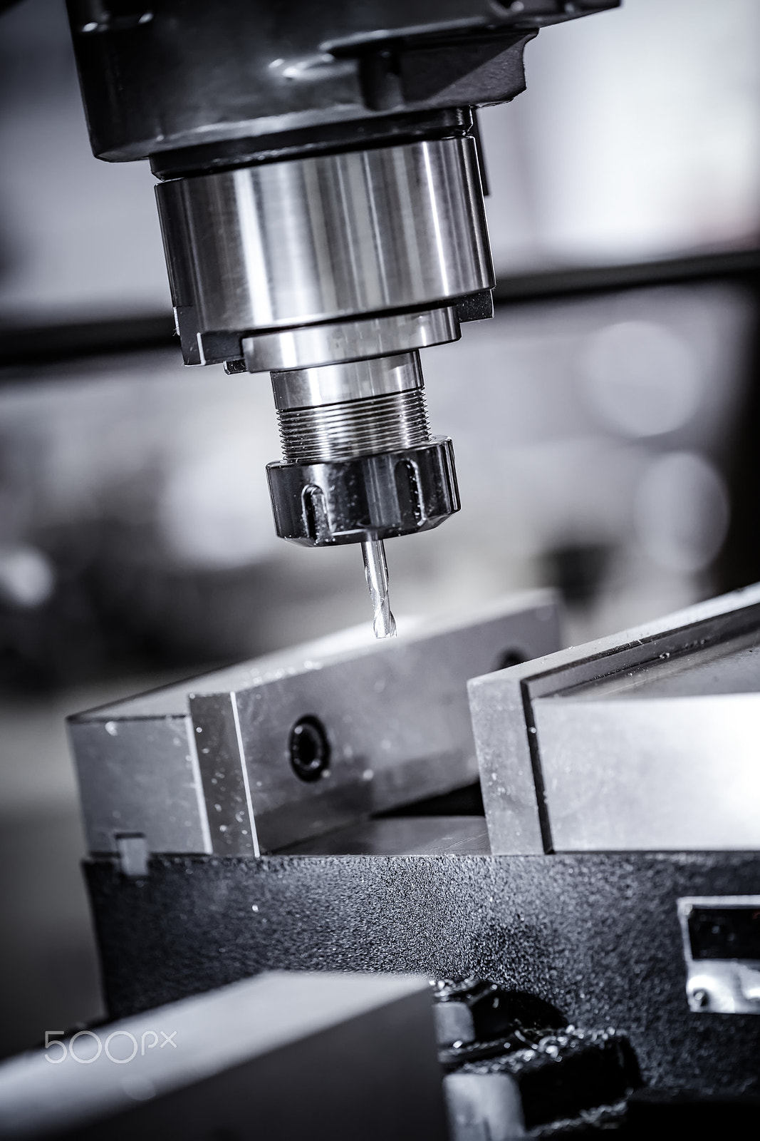 Canon EF 100mm F2.8L Macro IS USM sample photo. Metalworking cnc milling machine. photography