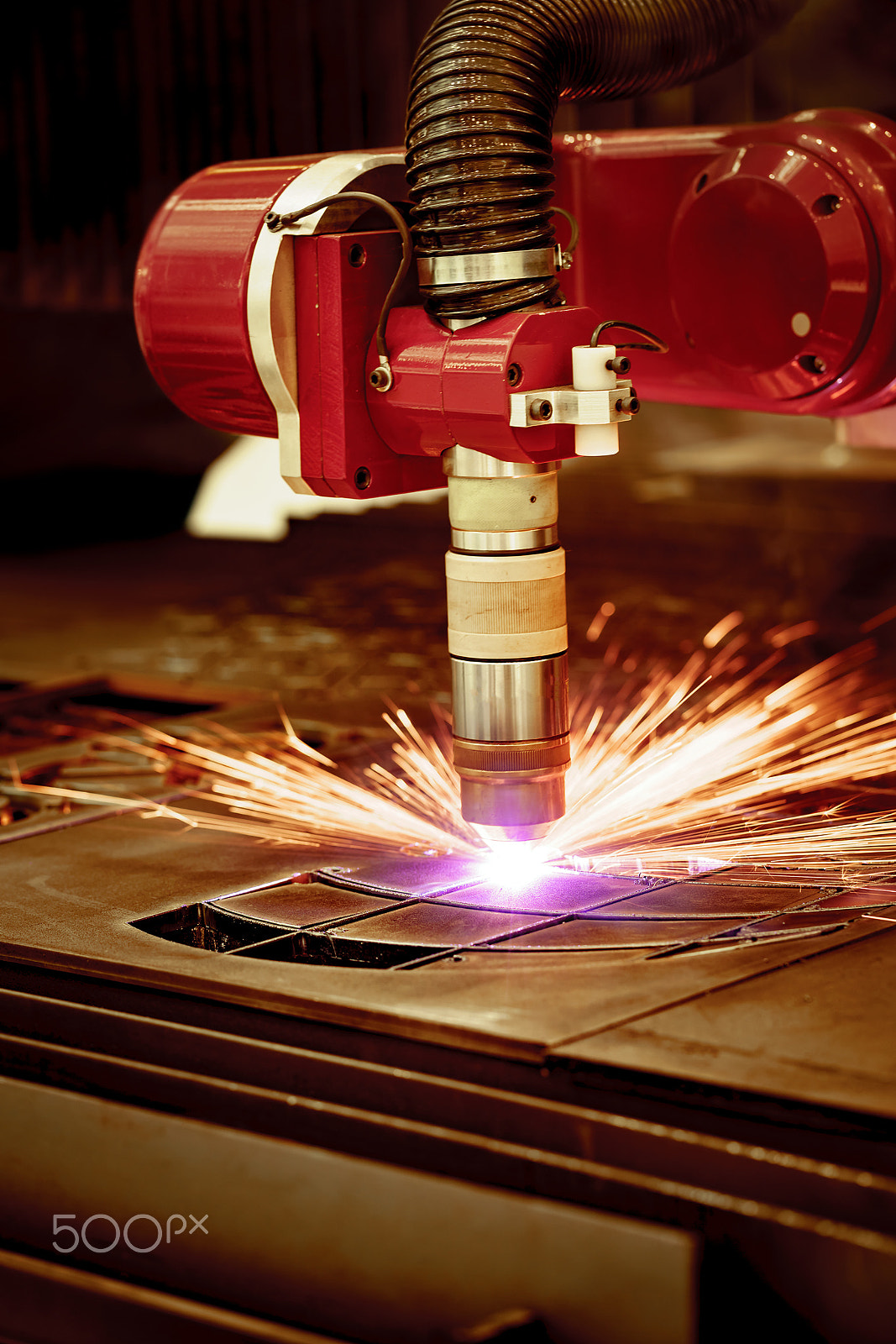 Canon EF 100mm F2.8L Macro IS USM sample photo. Cnc laser plasma cutting of metal, modern industrial technology. photography