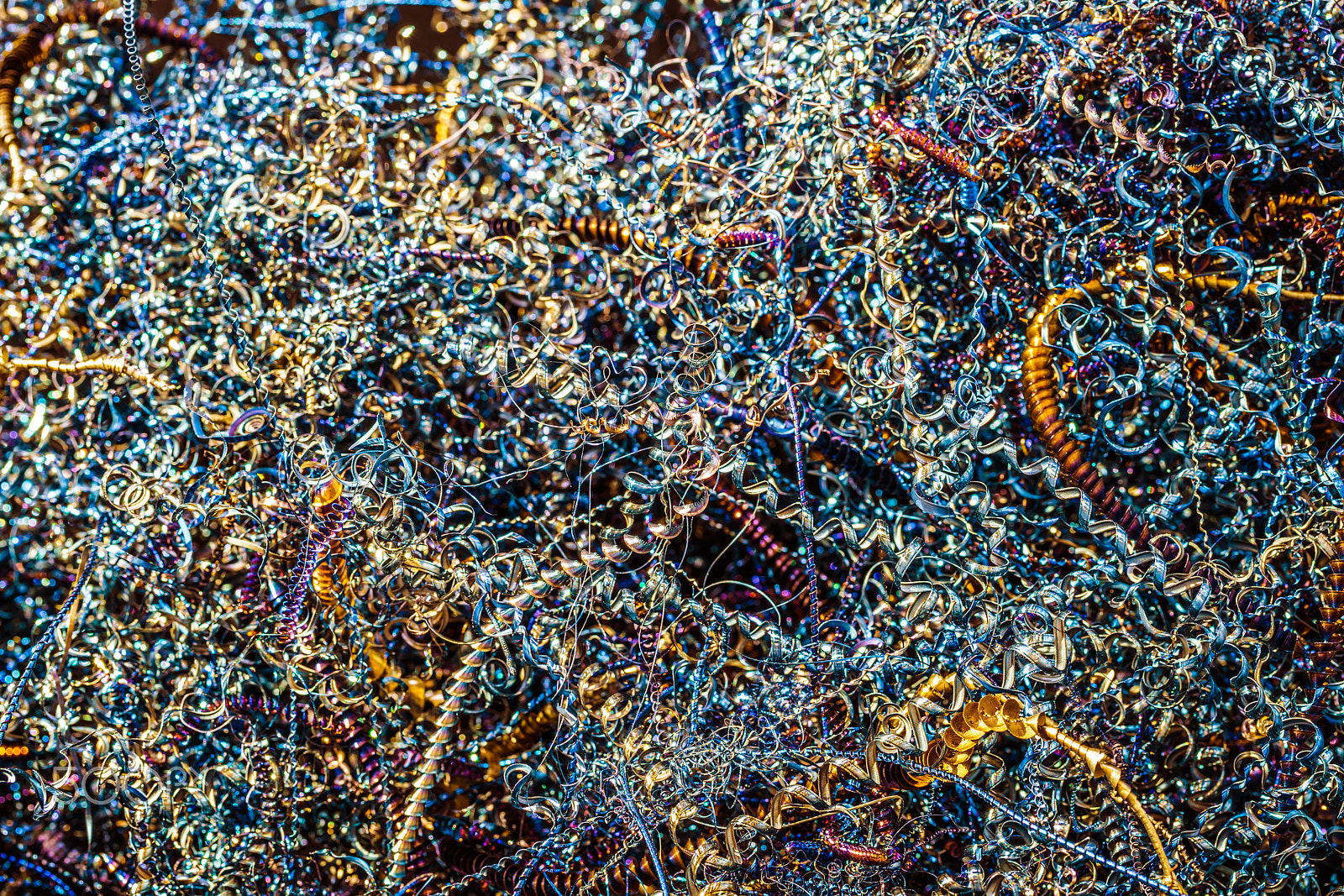 Canon EF 100mm F2.8L Macro IS USM sample photo. Metal shavings background photography
