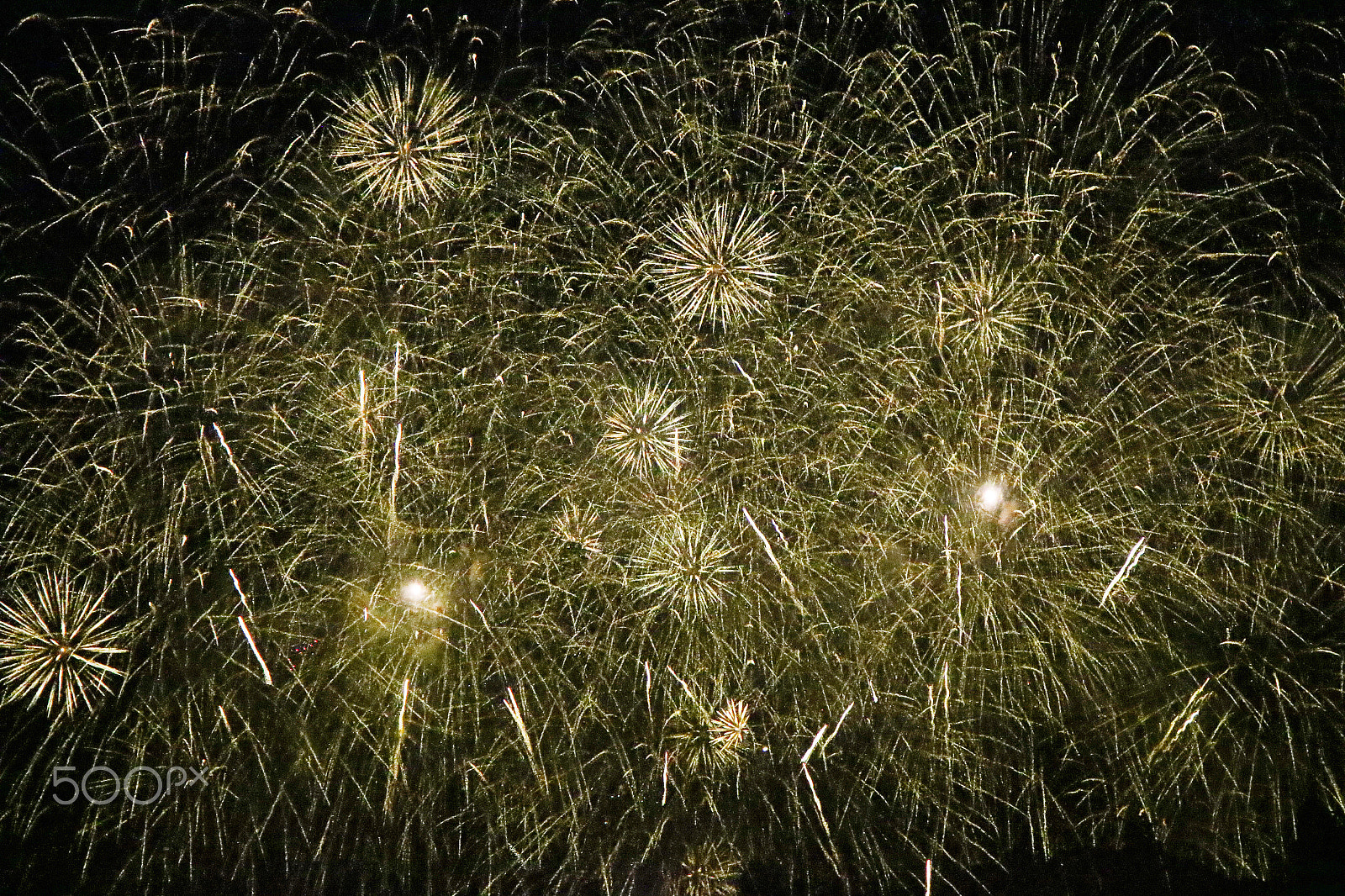 Canon EOS 7D Mark II + Canon EF 24-105mm F3.5-5.6 IS STM sample photo. Firework photography