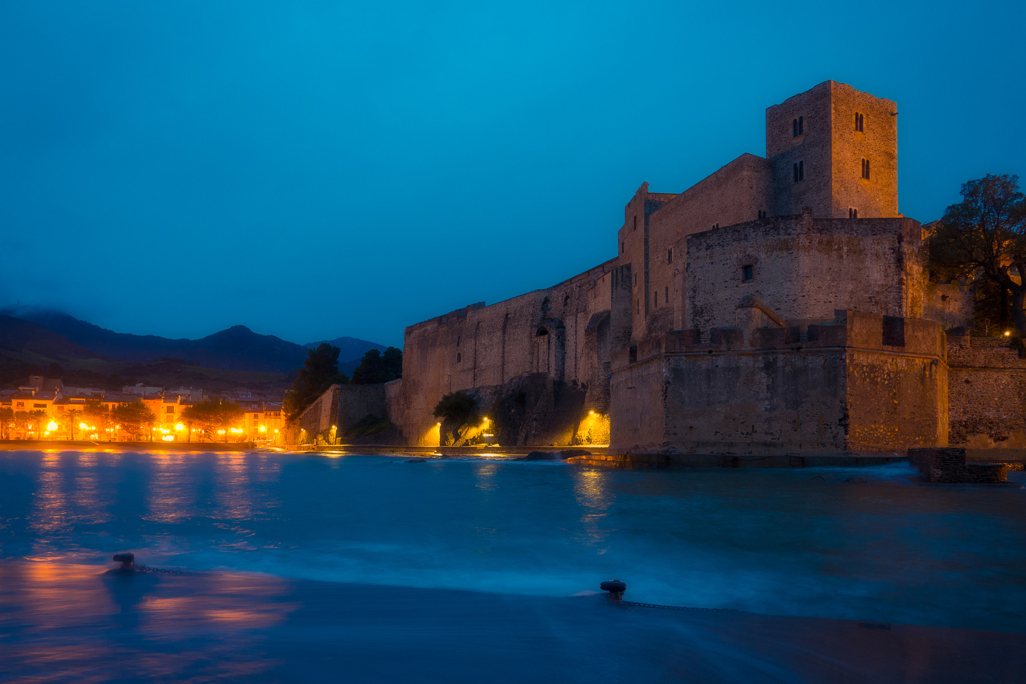 Panasonic Lumix DMC-GX7 sample photo. Collioure blues photography