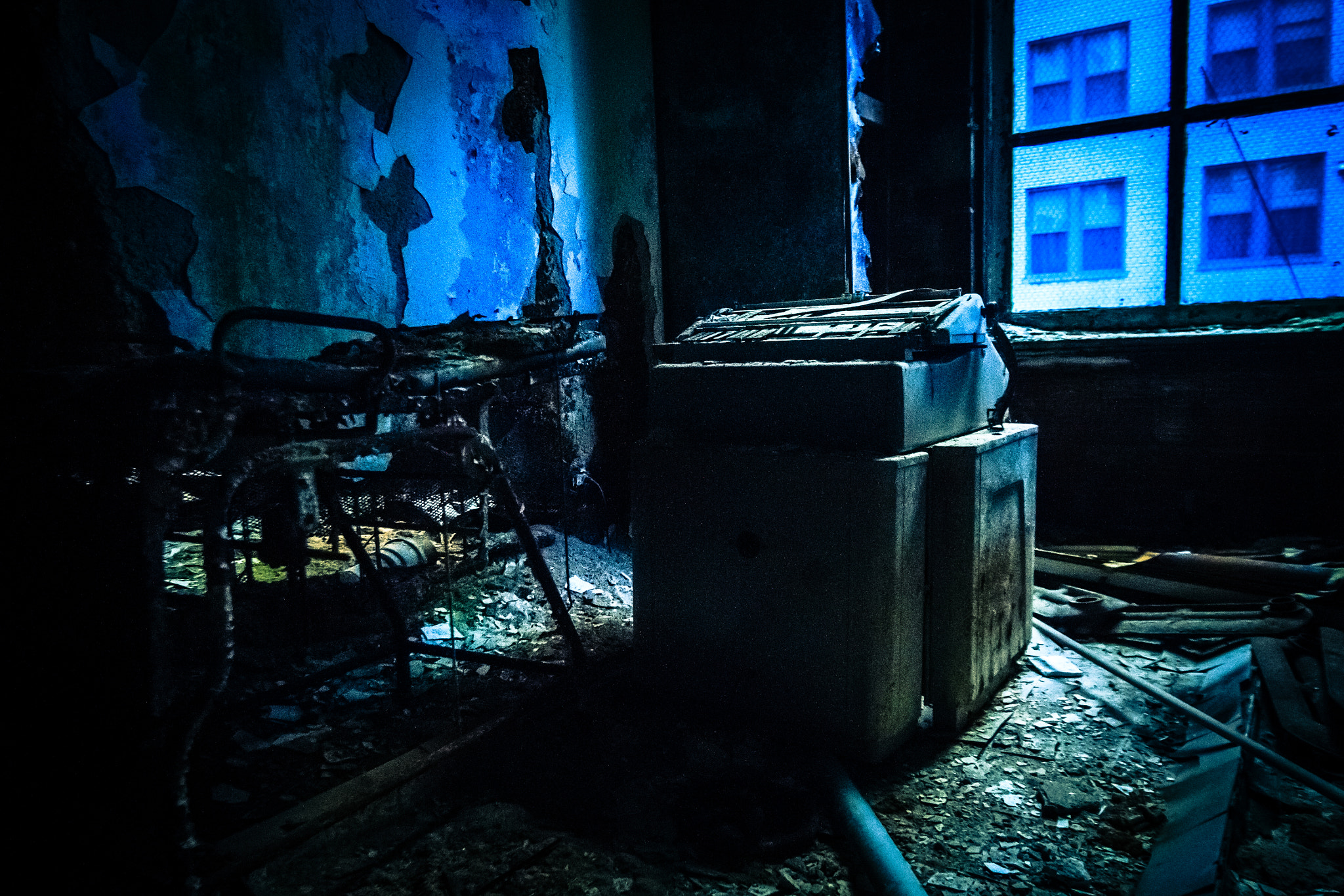 Canon EF 14mm F2.8L II USM sample photo. Past moments photography