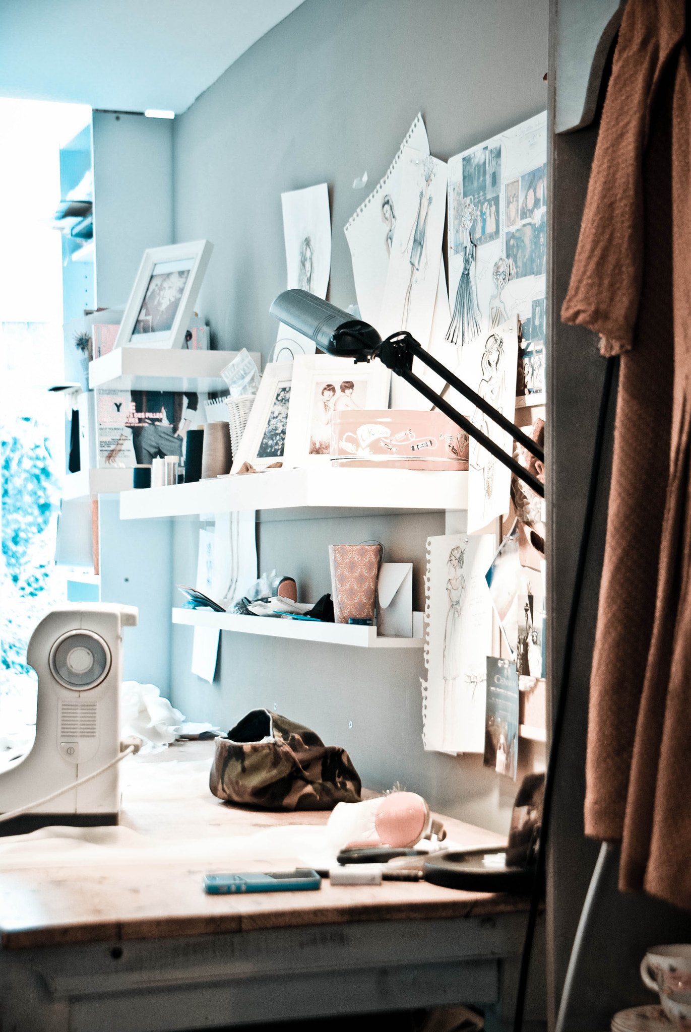 Nikon D3000 sample photo. Atelier photography