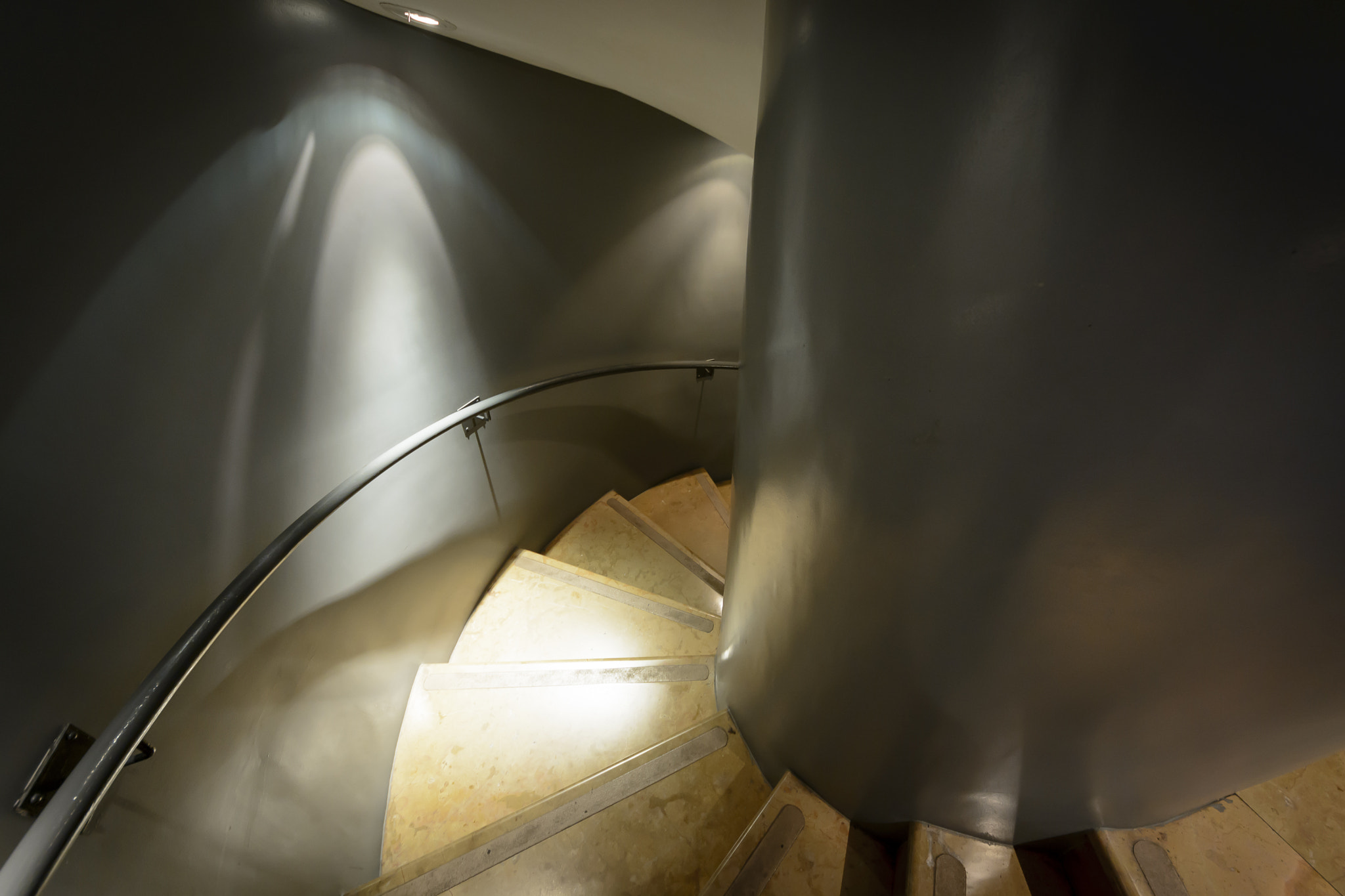Sigma 8-16mm F4.5-5.6 DC HSM sample photo. La pedrera photography