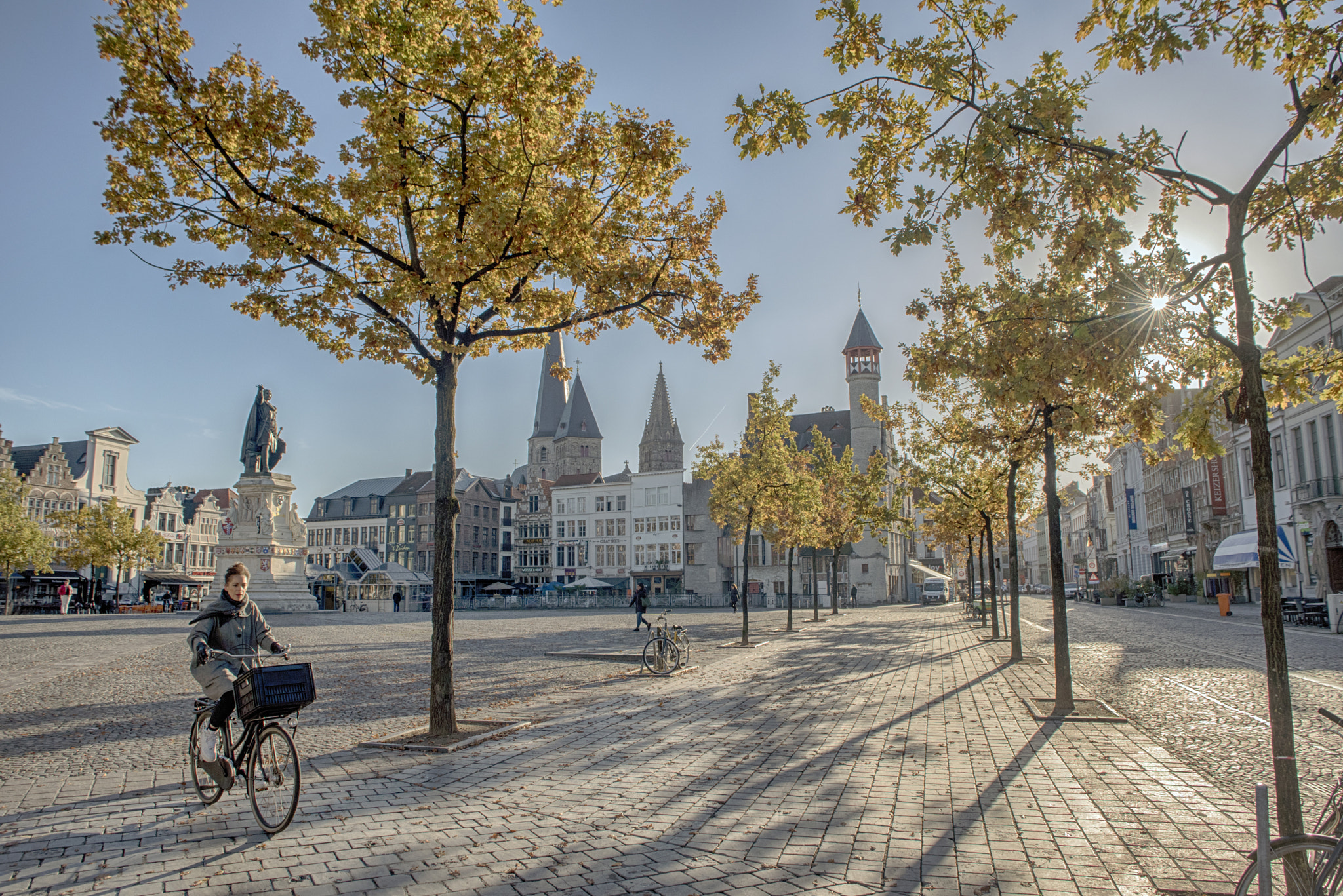 Nikon D750 + Sigma 24-70mm F2.8 EX DG Macro sample photo. Vrijdagmarkt of ghent photography