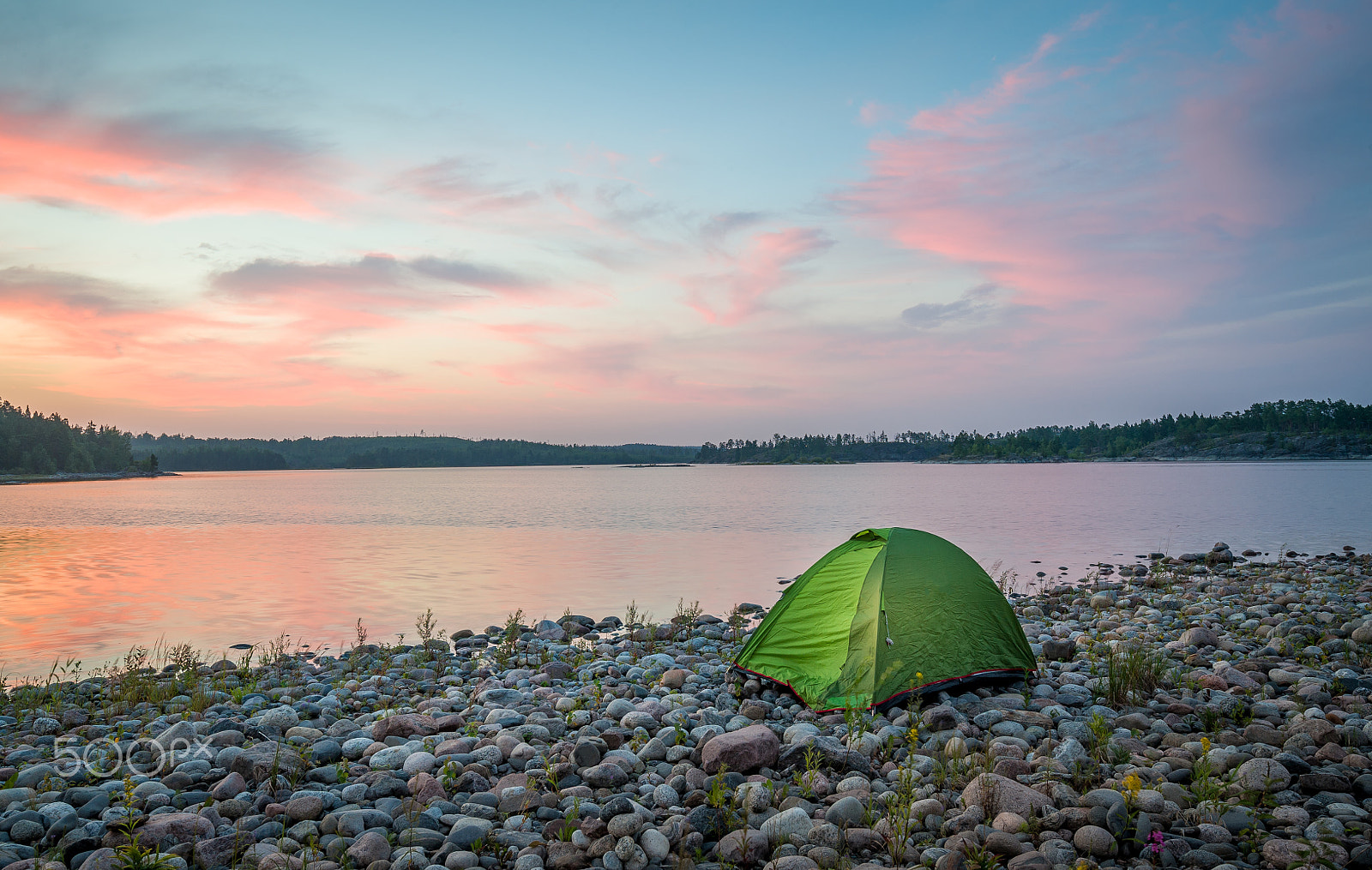 Nikon D3S + Nikon AF-S Nikkor 16-35mm F4G ED VR sample photo. Beautiful sunset view on the calm lake and small tourist tent photography
