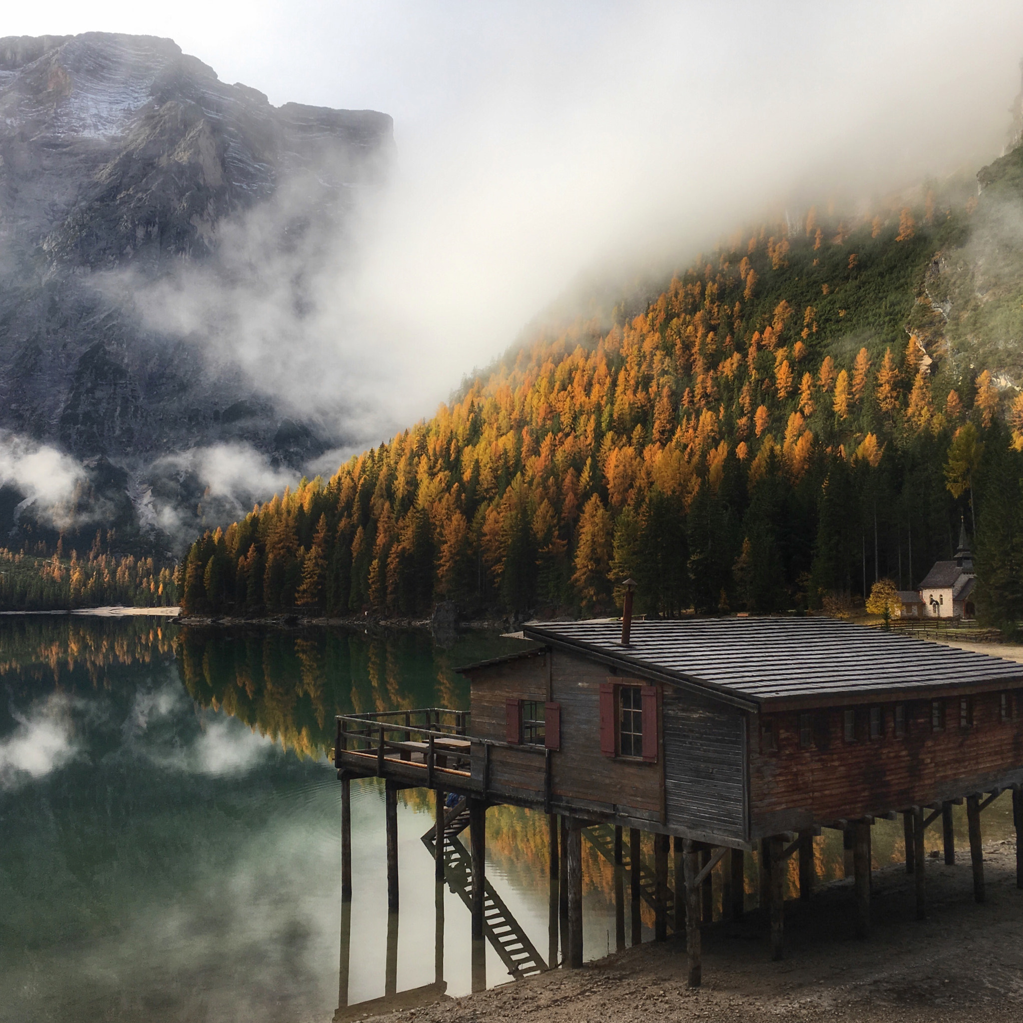 Hipstamatic 322 sample photo. Braies lake photography