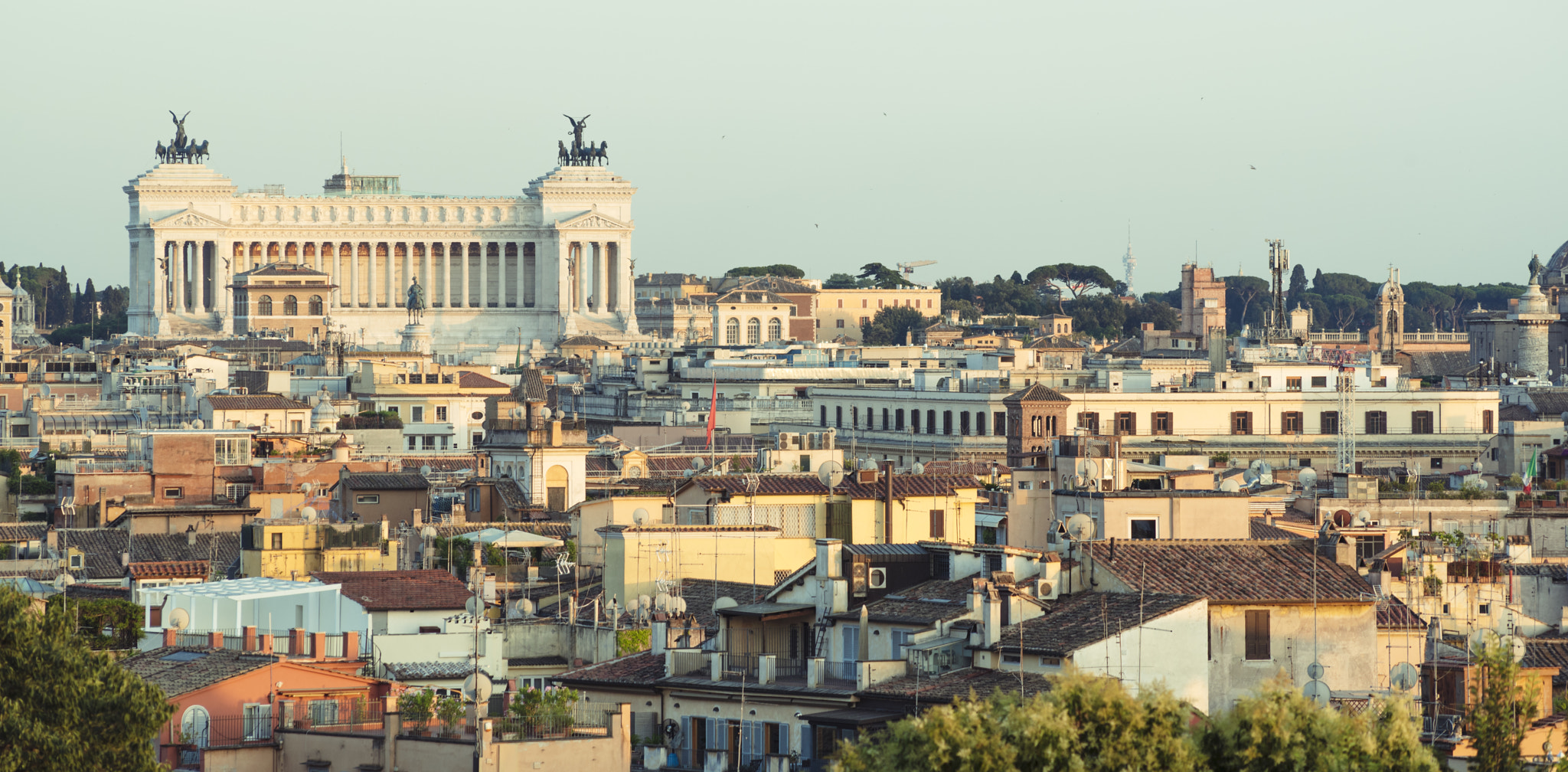 Nikon D750 + AF Nikkor 70-210mm f/4-5.6 sample photo. A piece of rome photography