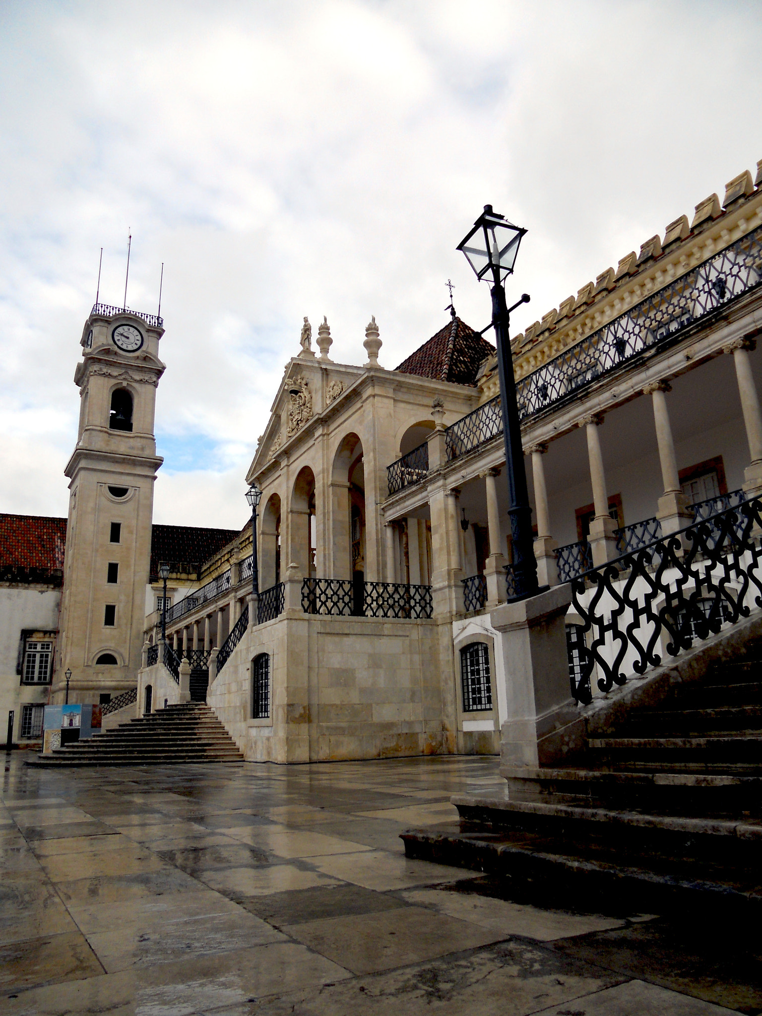 Nikon Coolpix S3000 sample photo. University of coimbra photography