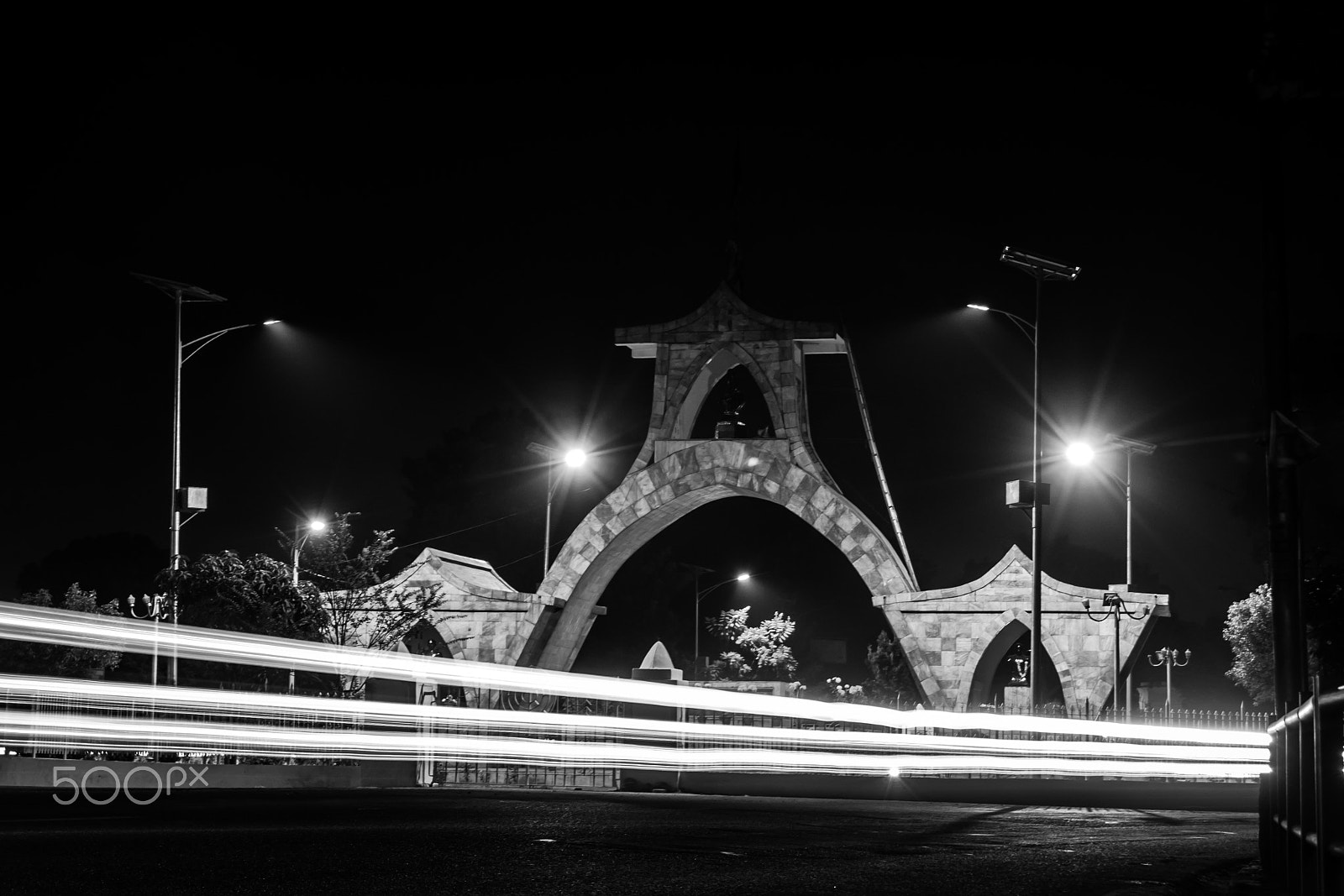 Canon EF-S 17-85mm F4-5.6 IS USM sample photo. Sahid gate, the silent monument photography