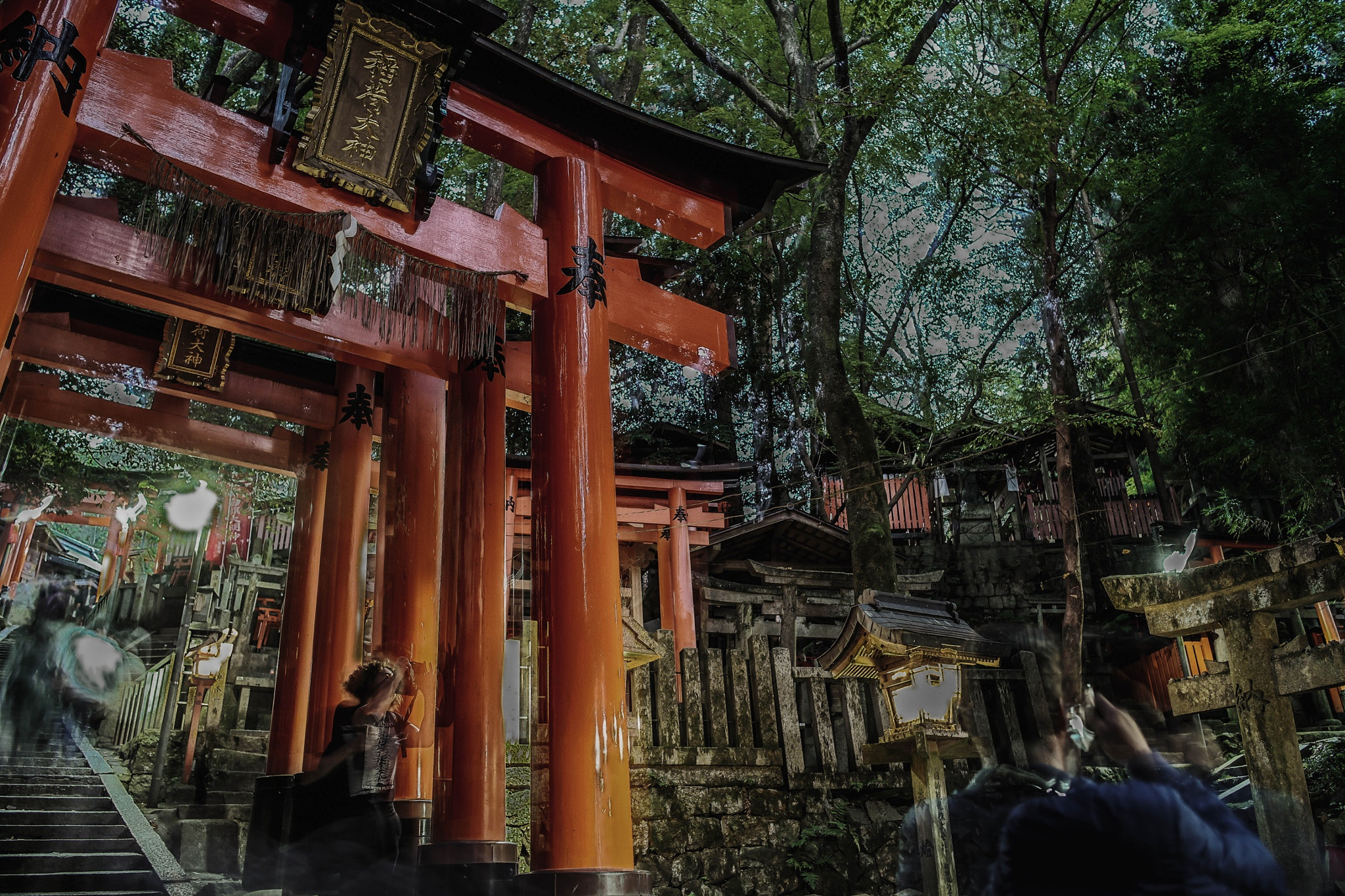 Summilux-M 1:1.4/28 ASPH. sample photo. Chasing ghosts photography