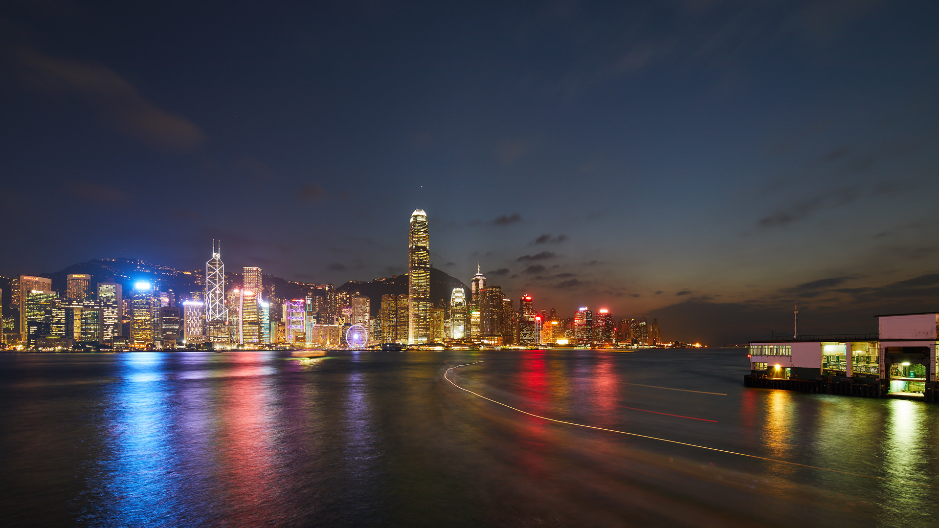 Canon TS-E 17mm F4L Tilt-Shift sample photo. The night of victoria harbour photography