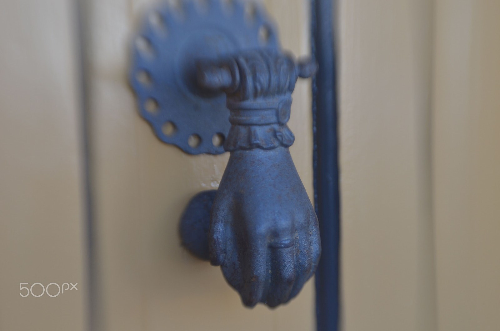 Nikon D7000 + AF Nikkor 50mm f/1.8 sample photo. Nice knocker dude! photography
