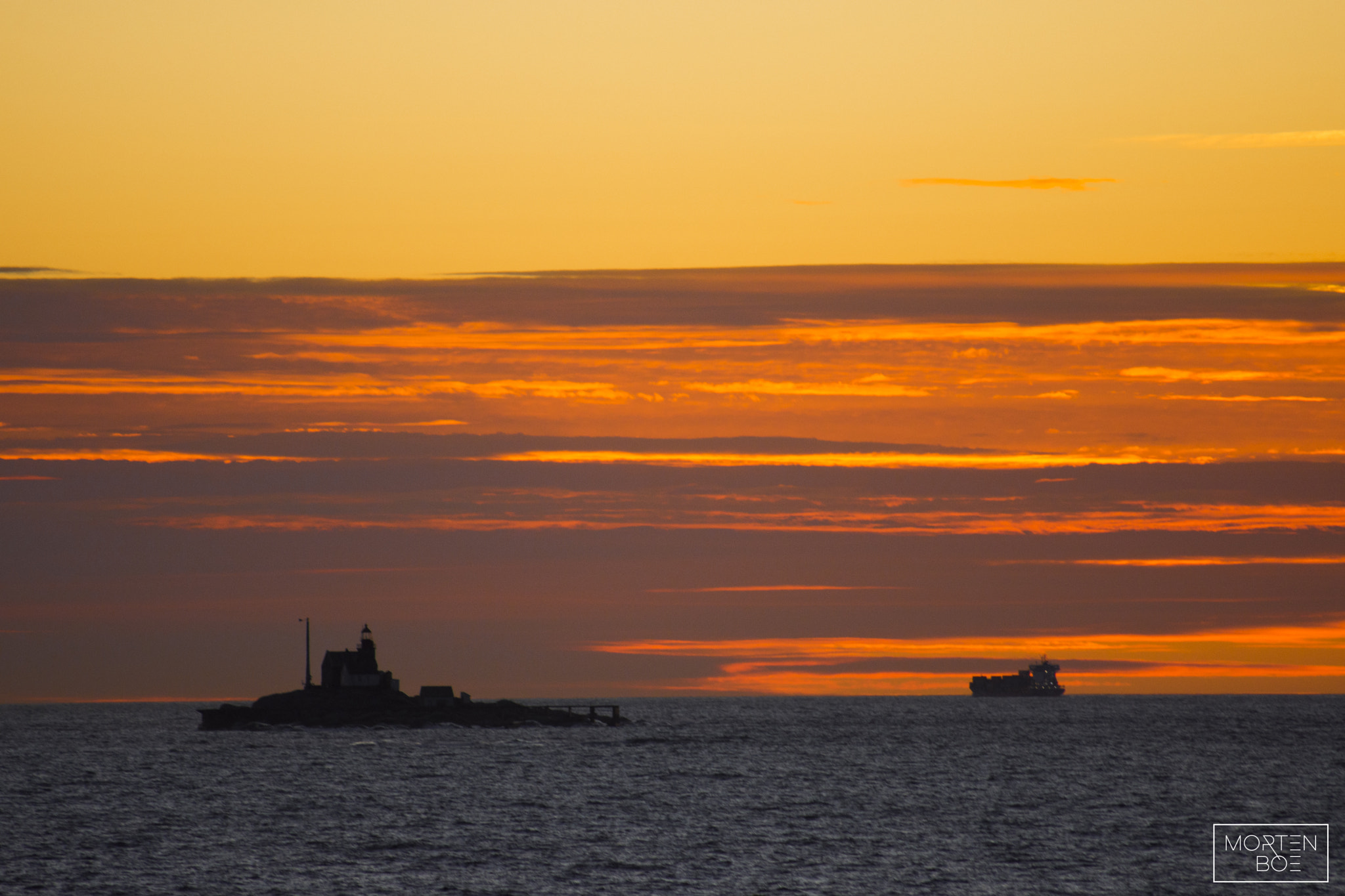 Sigma 70-300mm F4-5.6 APO DG Macro sample photo. Outbound cargo ship photography