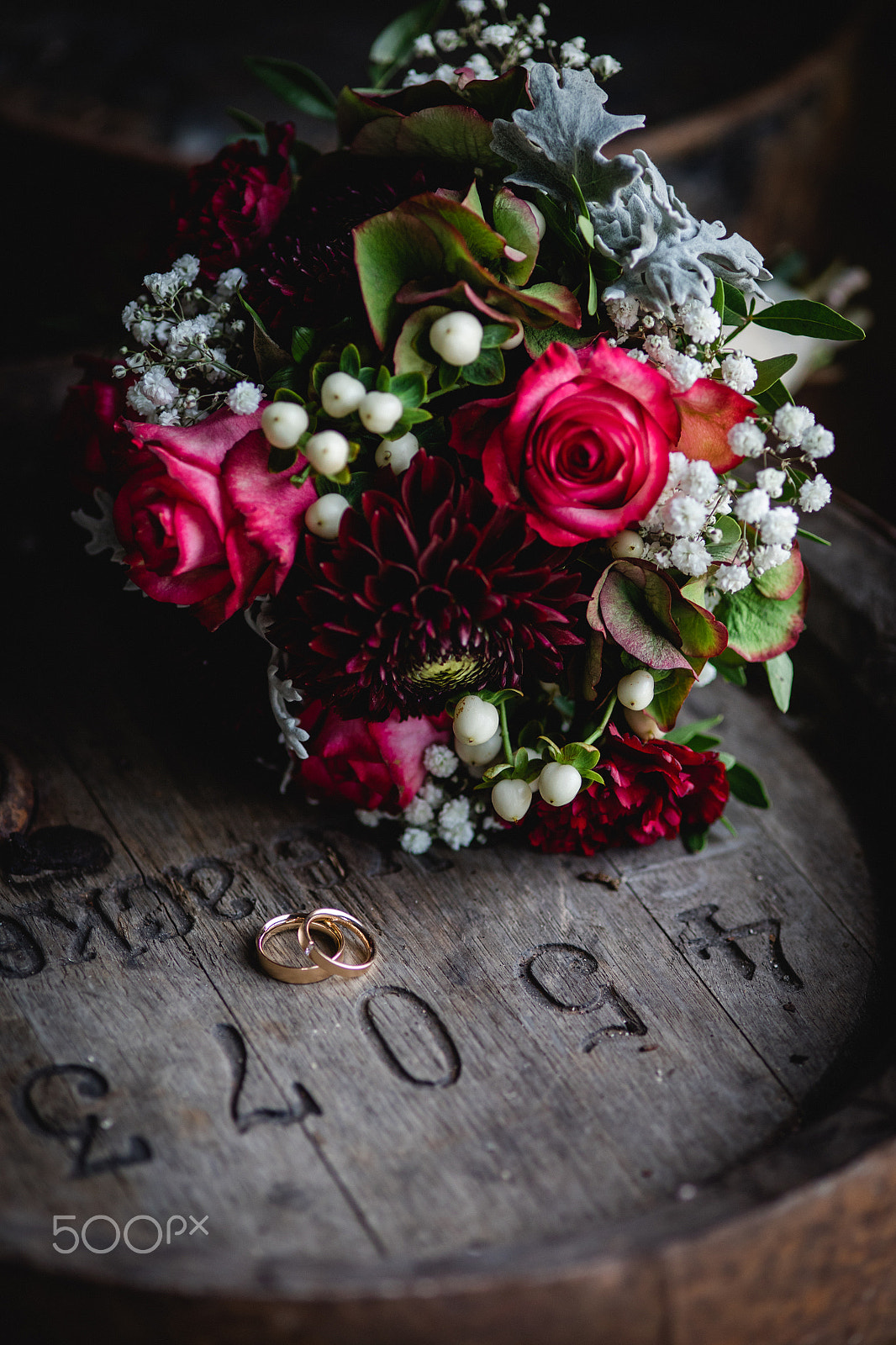 Canon EOS 5D Mark IV + ZEISS Makro-Planar T* 100mm F2 sample photo. Bridal bouquet photography