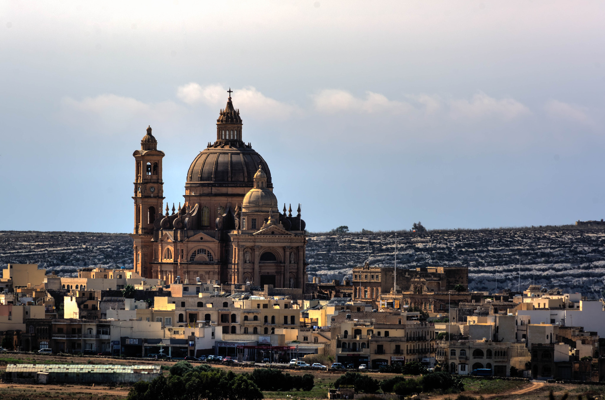 Nikon D7100 + Nikon PC-E Nikkor 24mm F3.5D ED Tilt-Shift sample photo. Mdina photography