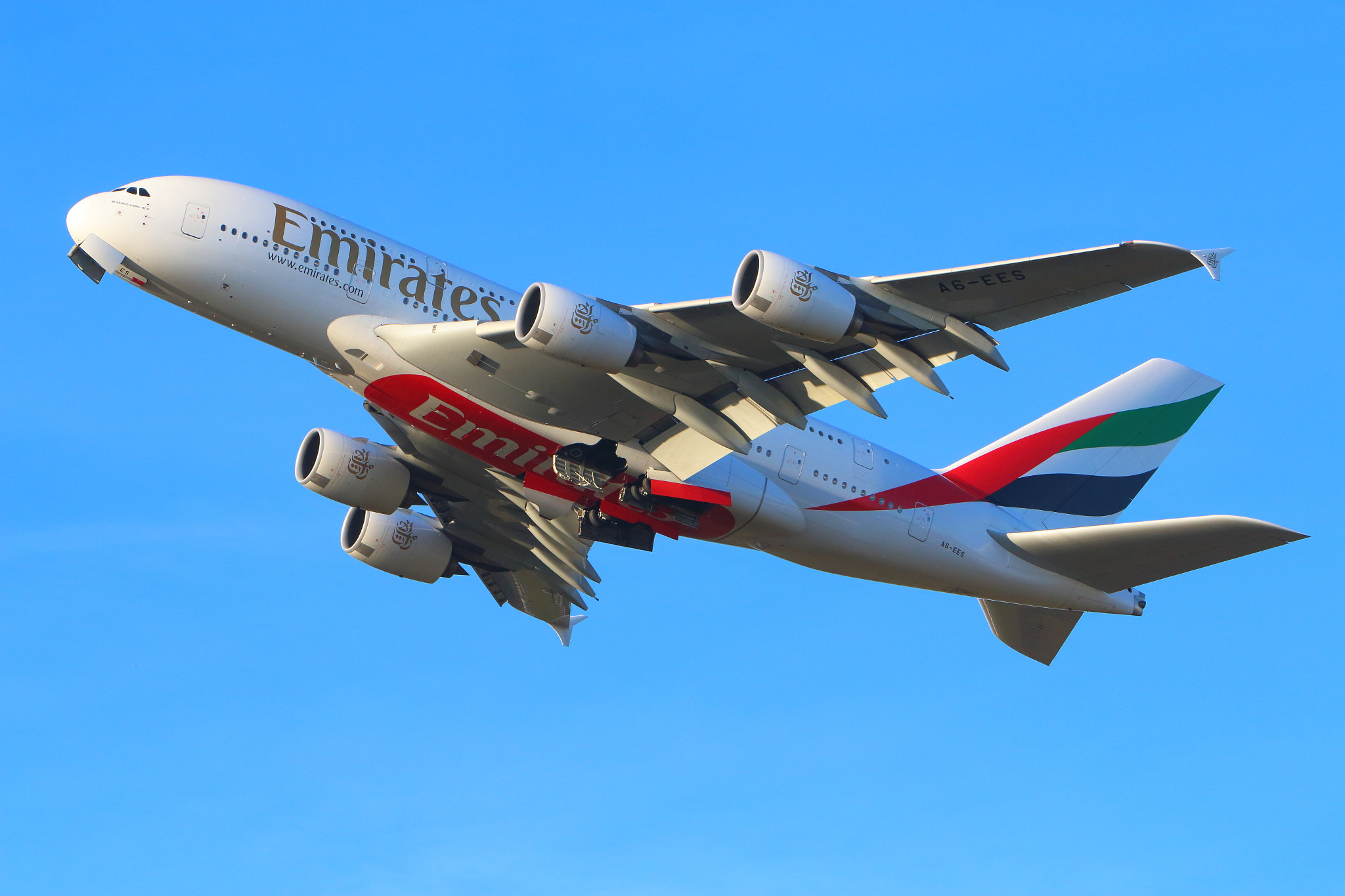 Canon EF 70-200mm F2.8L IS USM sample photo. Emirates a380 photography