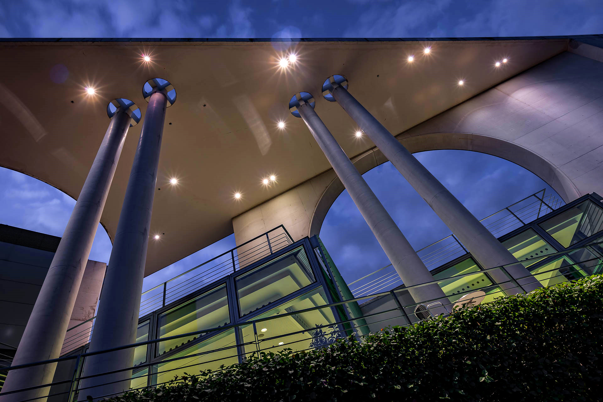 Canon EF-M 11-22mm F4-5.6 IS STM sample photo. Pillars photography