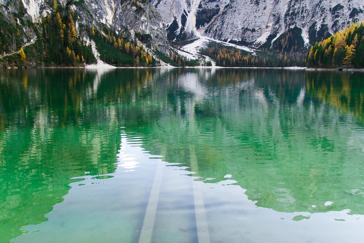 Canon EOS 7D + Sigma 18-50mm f/2.8 Macro sample photo. Lago di braies photography