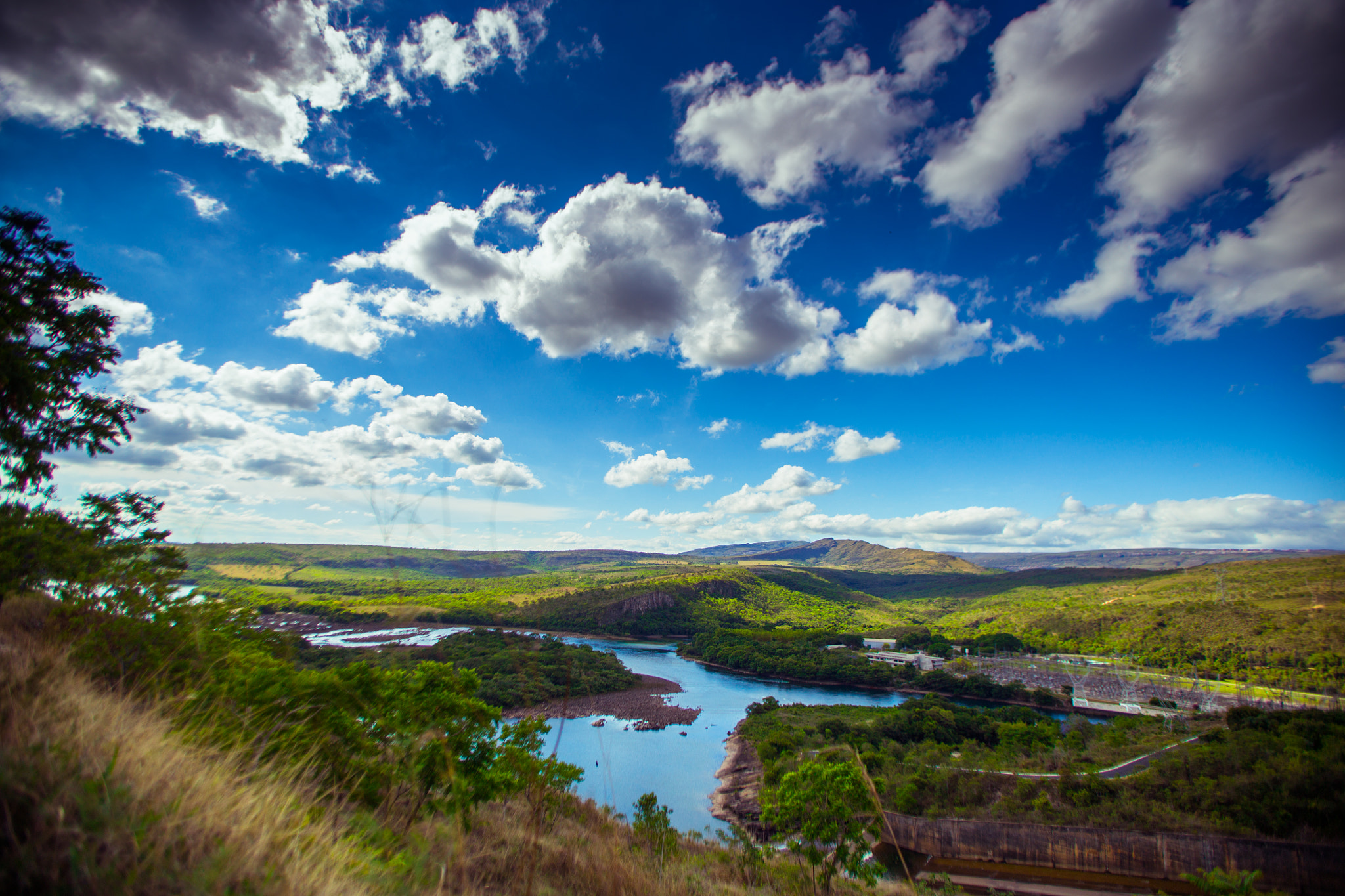 Canon EOS 6D + Canon EF 17-35mm f/2.8L sample photo. Represa de furnas photography