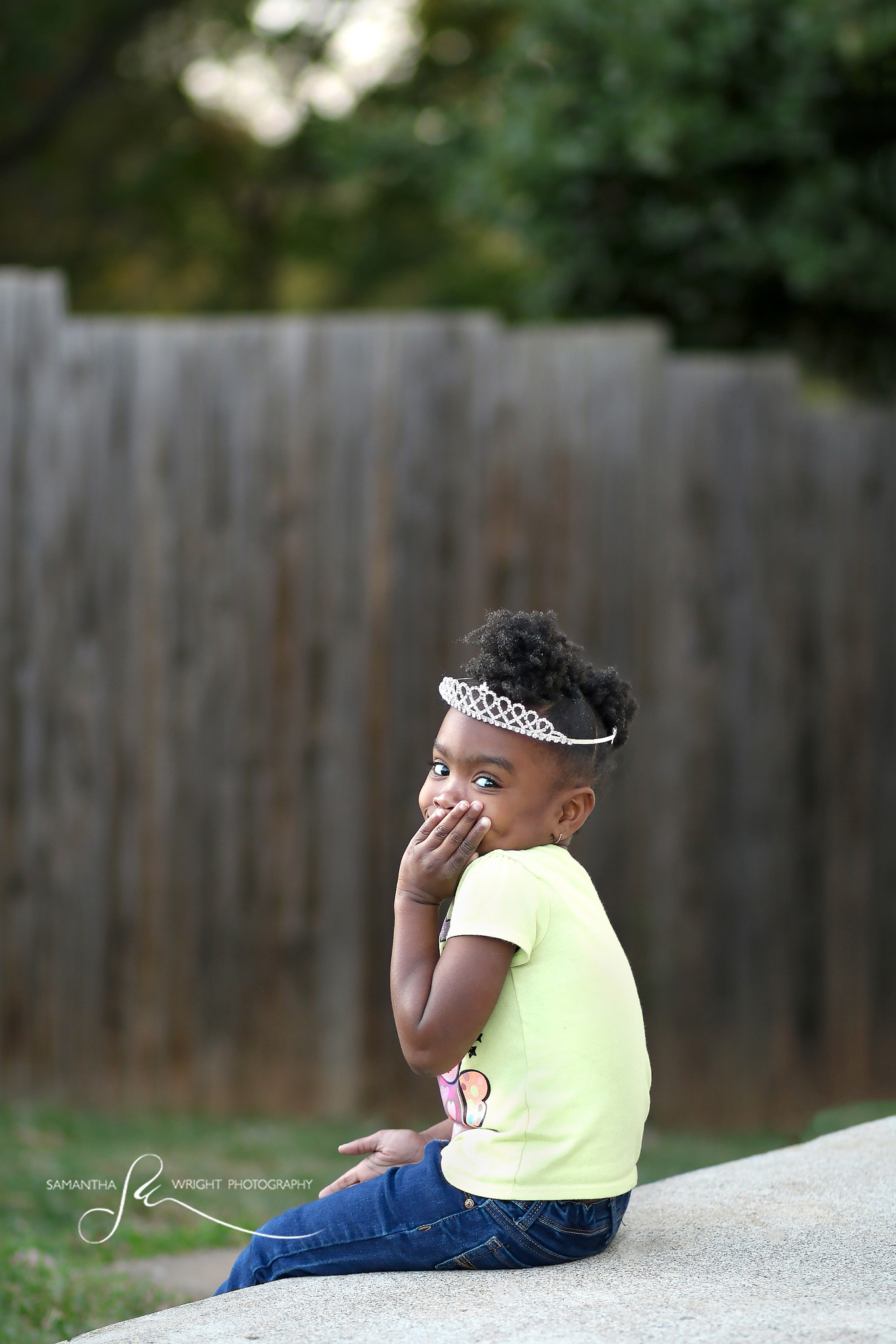 Canon EF 85mm F1.8 USM sample photo. Toddler and tiara photography