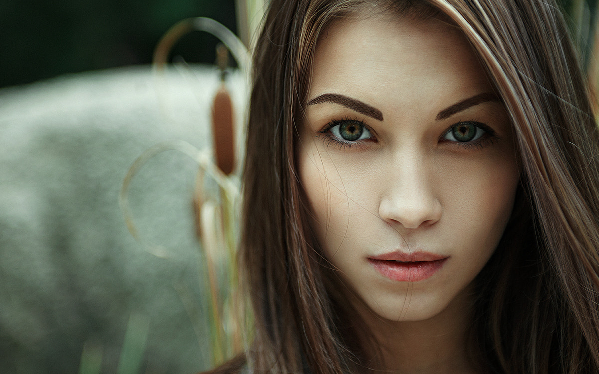 EF28-70mm f/2.8L USM sample photo. Anna photography