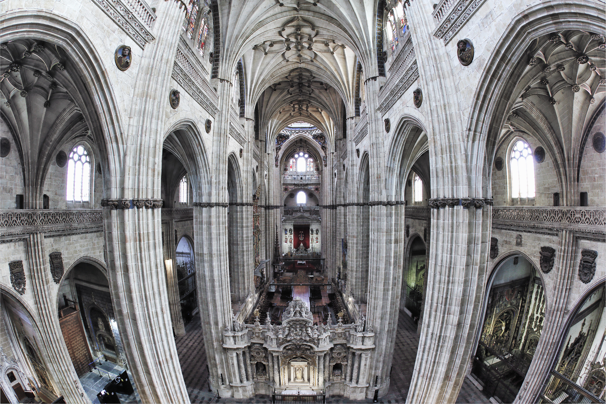 Canon EOS 6D + Canon EF 15mm F2.8 Fisheye sample photo. Salamanca cathedral photography