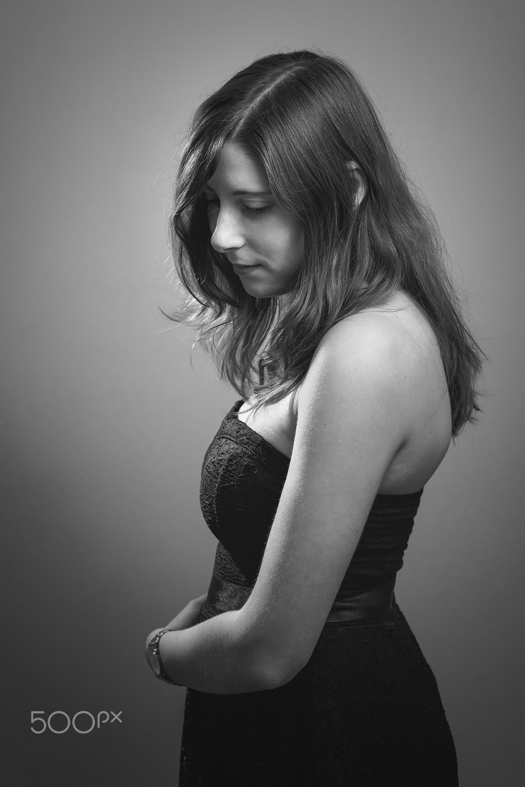 Tokina AT-X Pro 100mm F2.8 Macro sample photo. Studio portrait photography