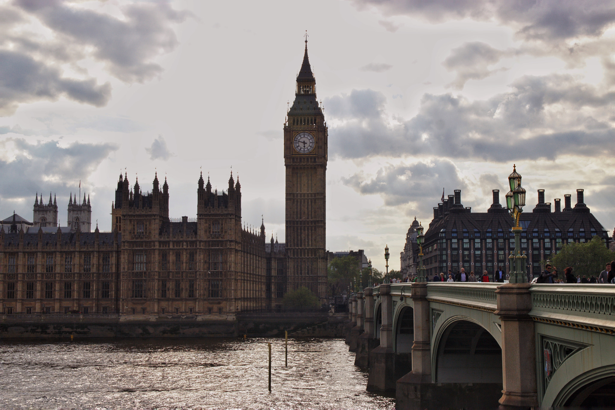 Canon 17-50mm sample photo. Torre de londres photography