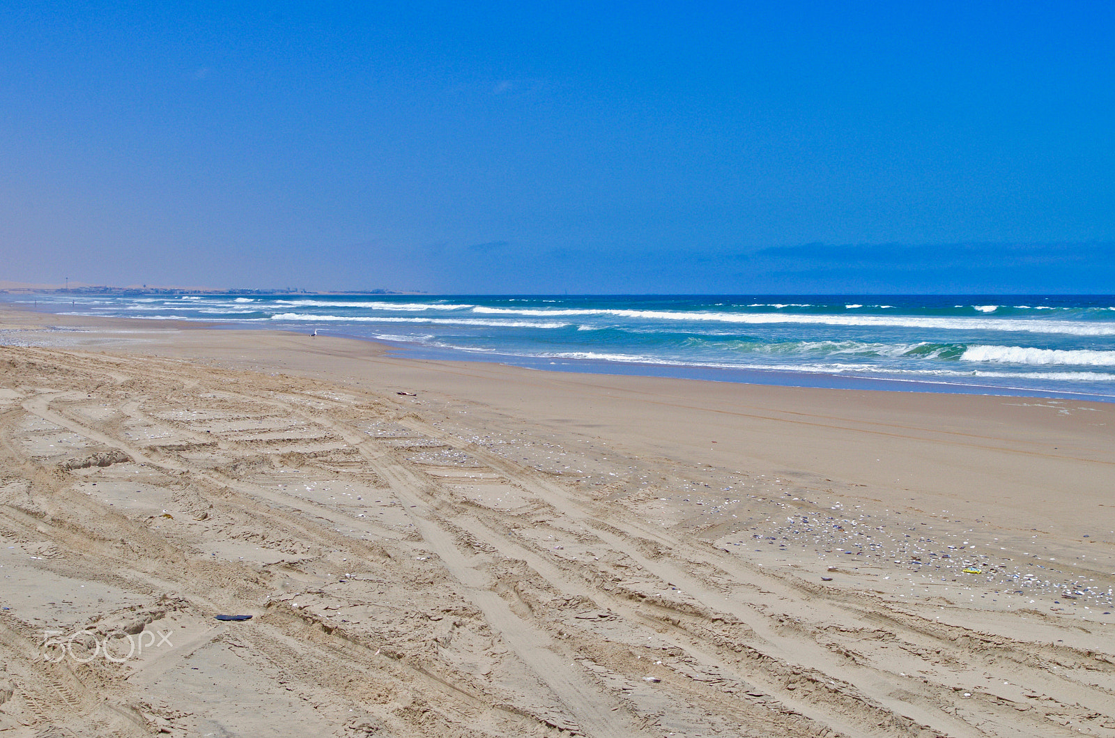 Pentax smc DA 18-55mm F3.5-5.6 AL WR sample photo. Long beach namibia photography